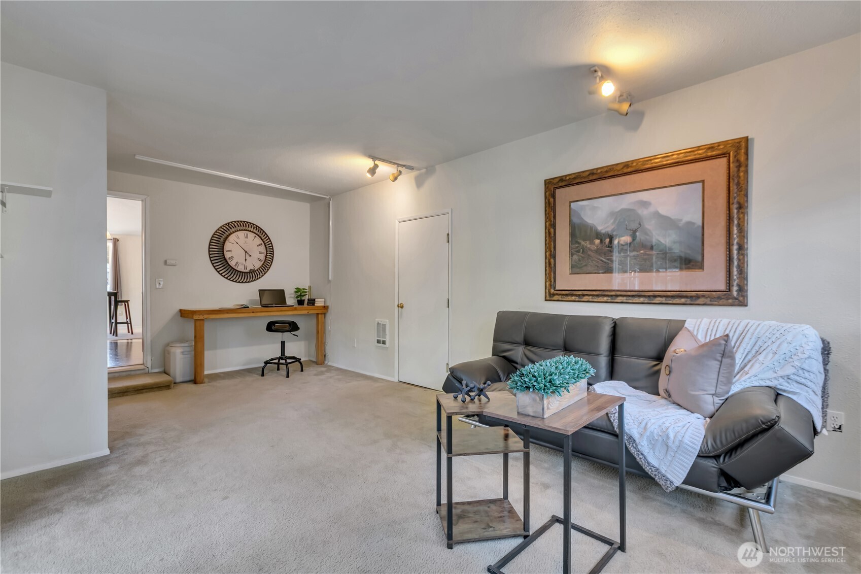 Charming Home in Wilderness Estates