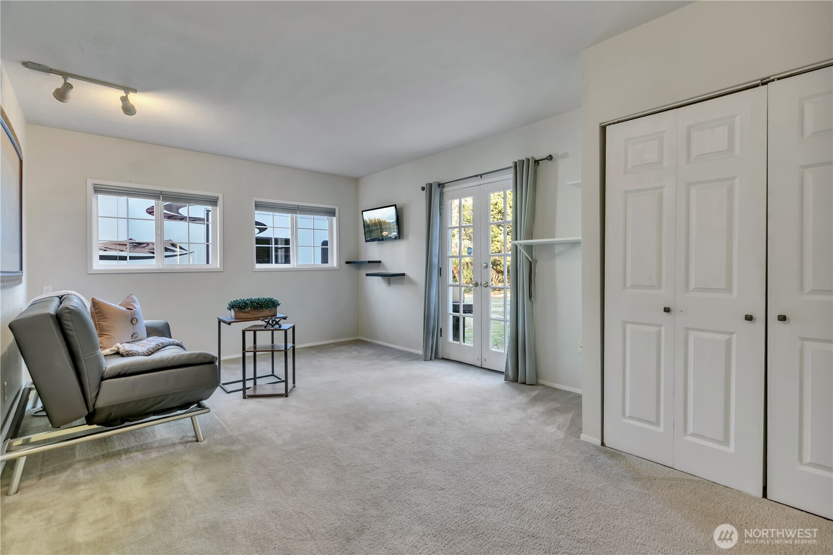 Charming Home in Wilderness Estates