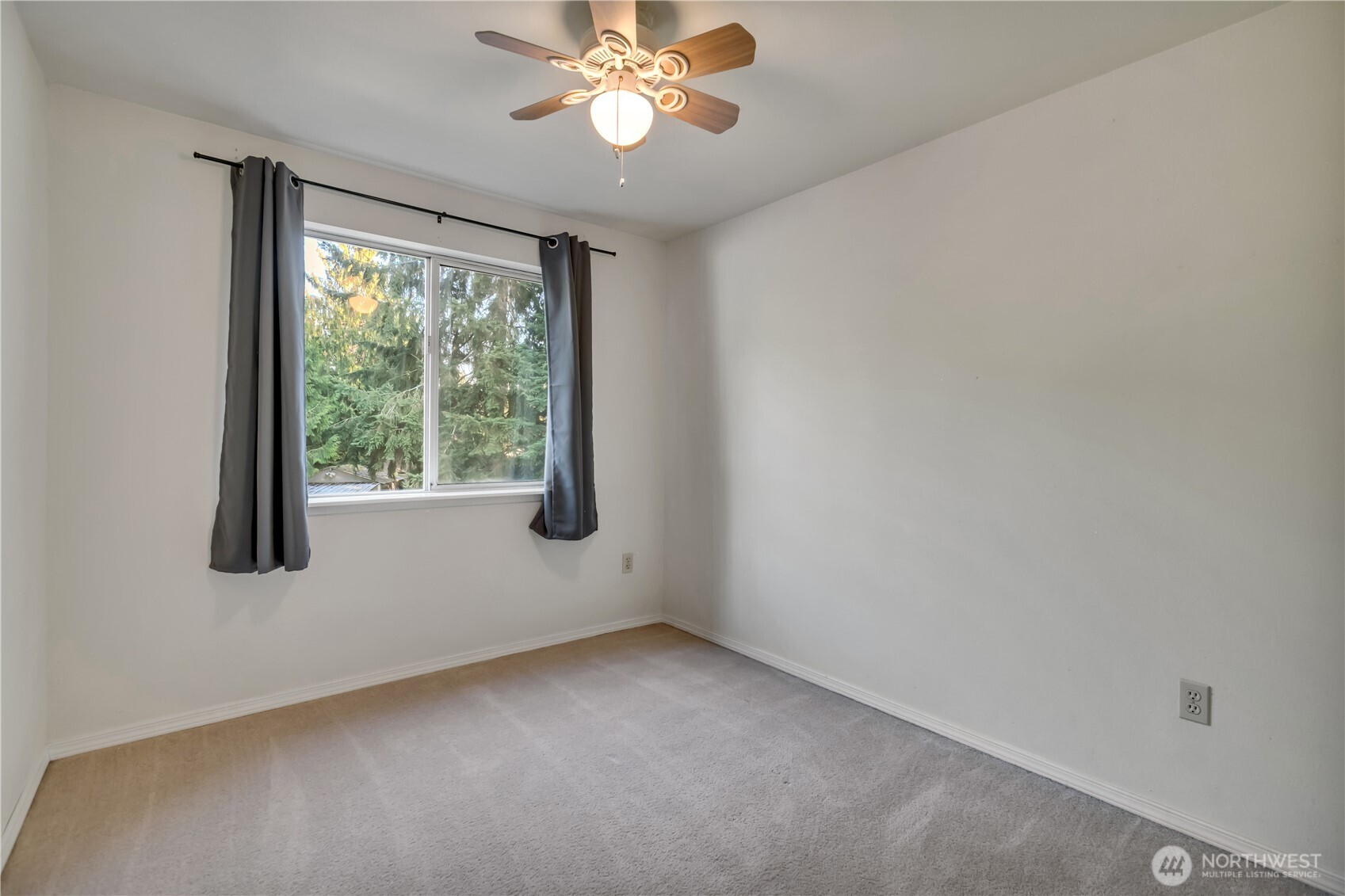 Charming Home in Wilderness Estates