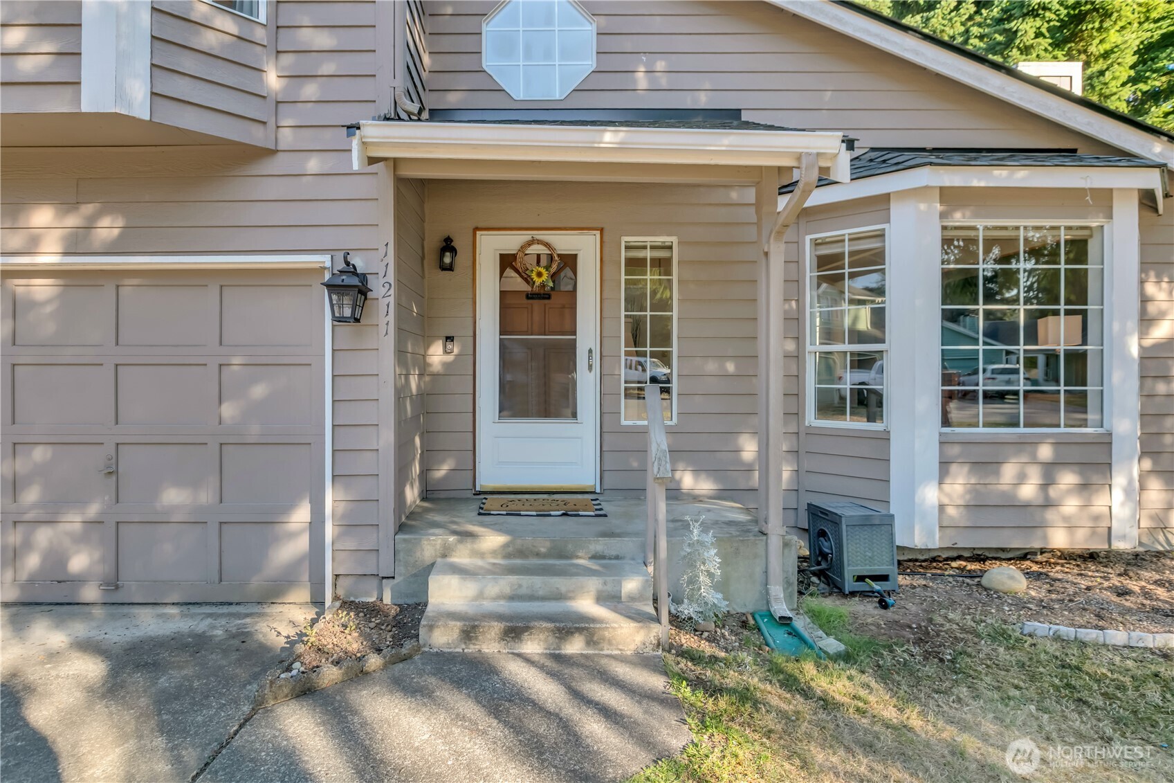 Charming Home in Wilderness Estates