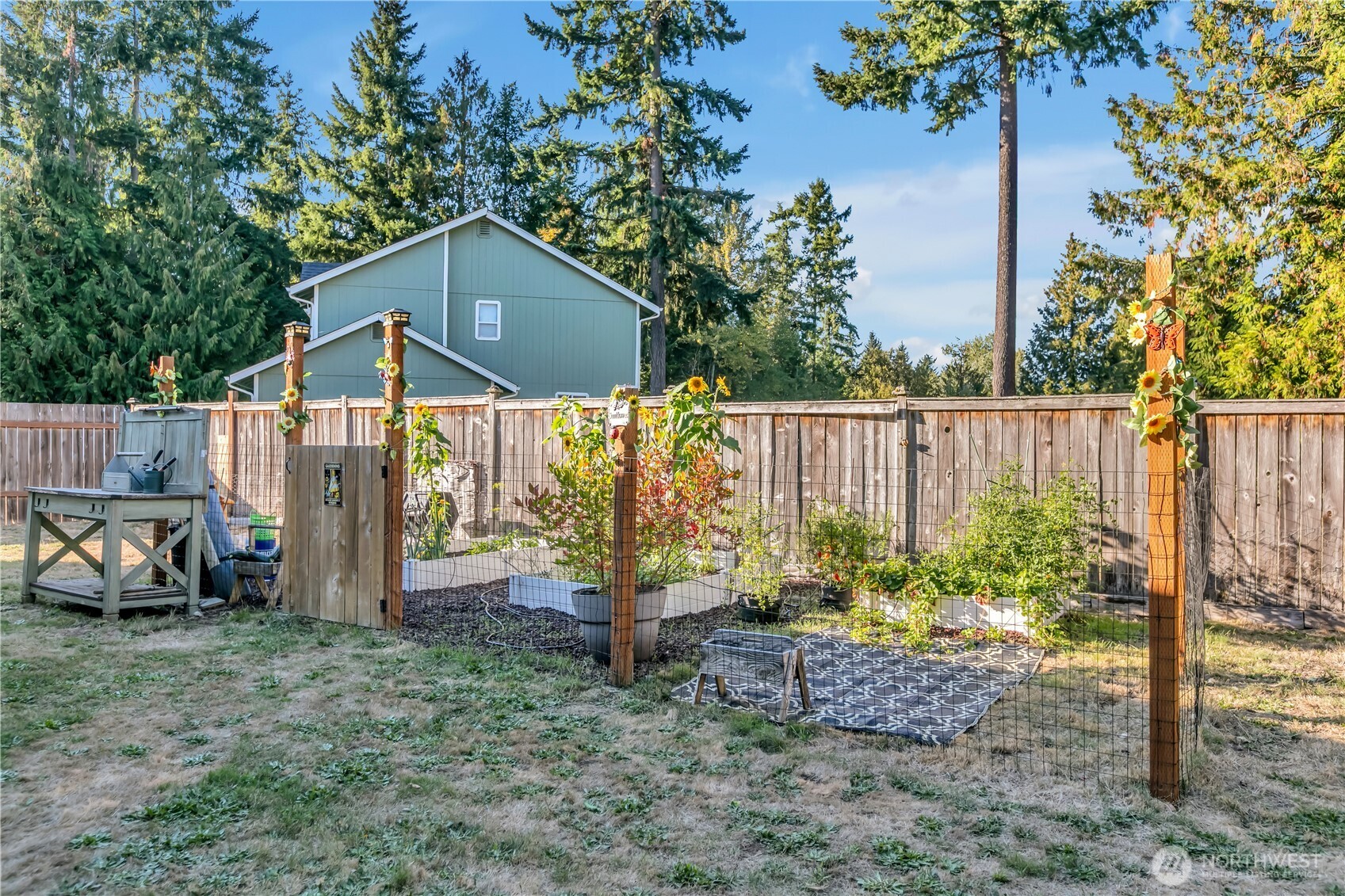 Charming Home in Wilderness Estates