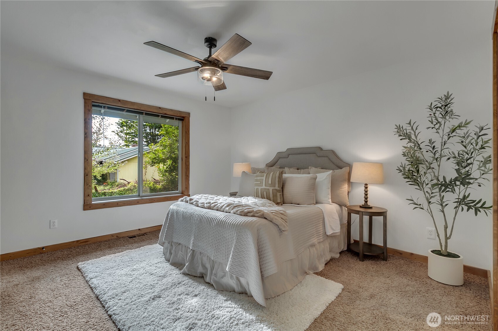 Private Buckley Rambler with Shop & 1bd/1ba ADU