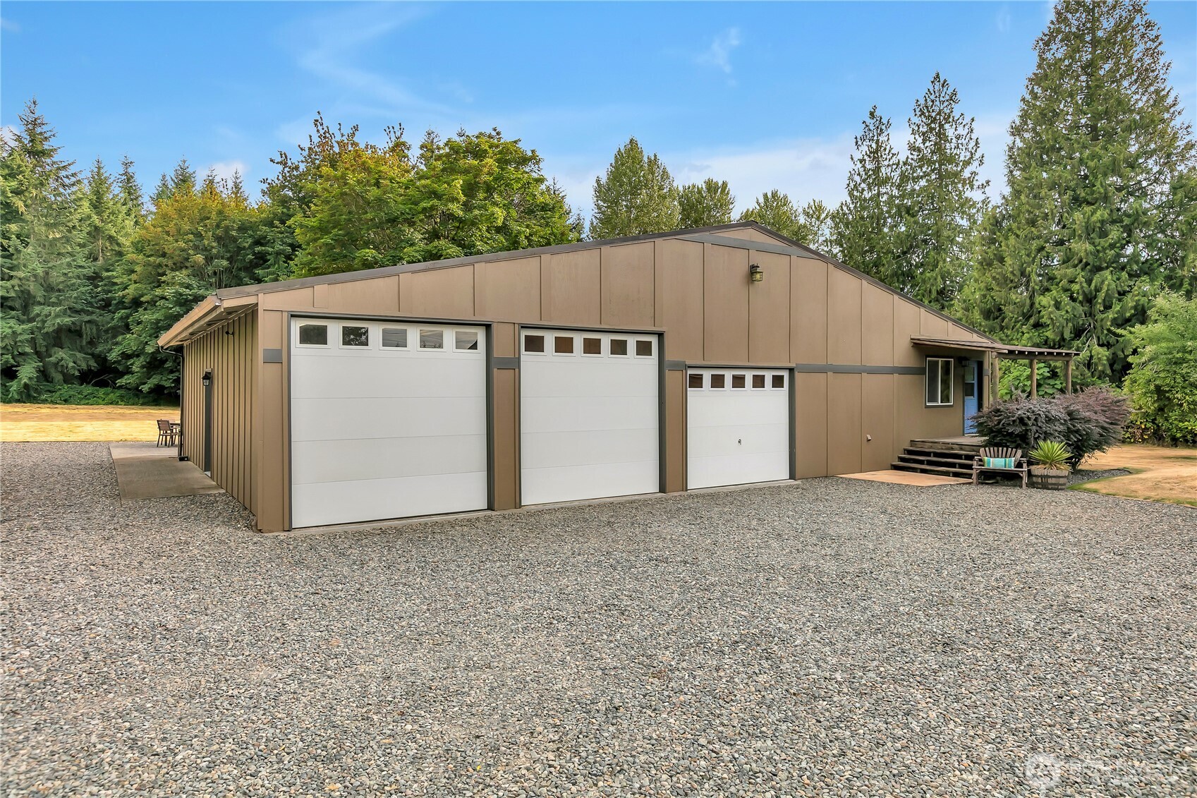 Private Buckley Rambler with Shop & 1bd/1ba ADU