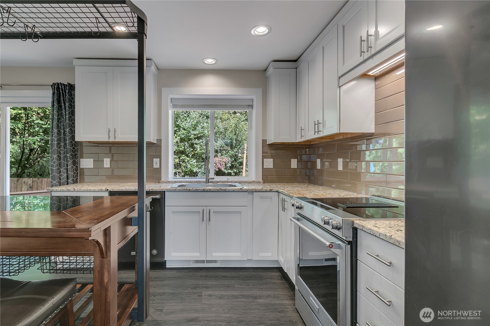 Fully Remodeled 3 Bed 2.5 Bath on .40 Acres 