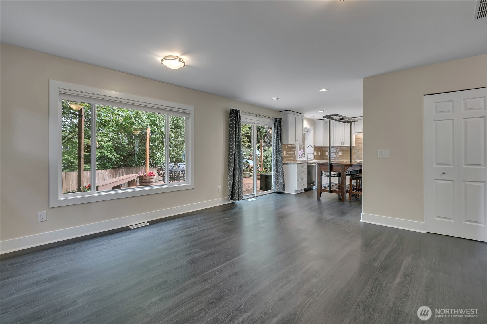 Fully Remodeled 3 Bed 2.5 Bath on .40 Acres 