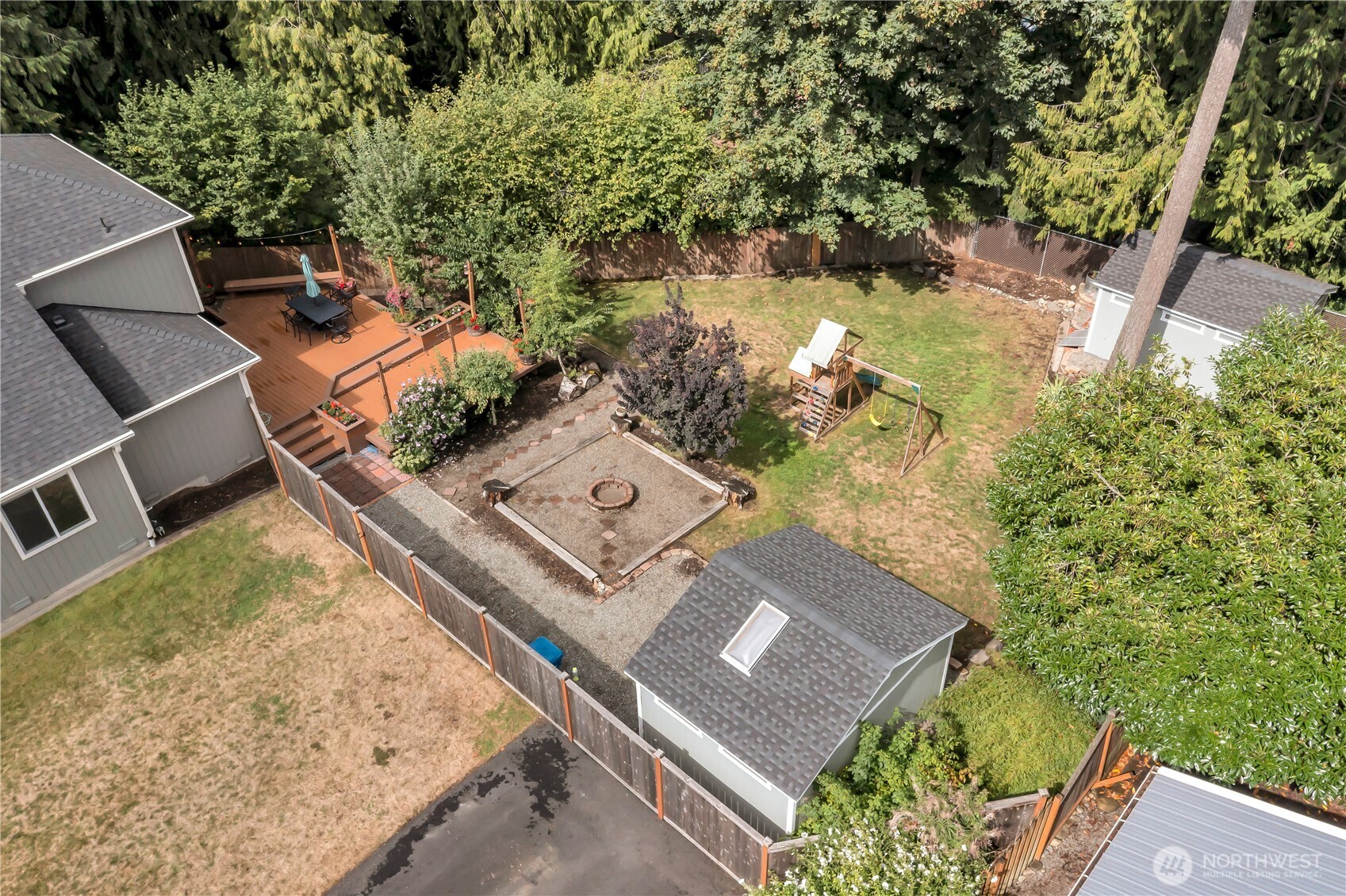 Fully Remodeled 3 Bed 2.5 Bath on .40 Acres 