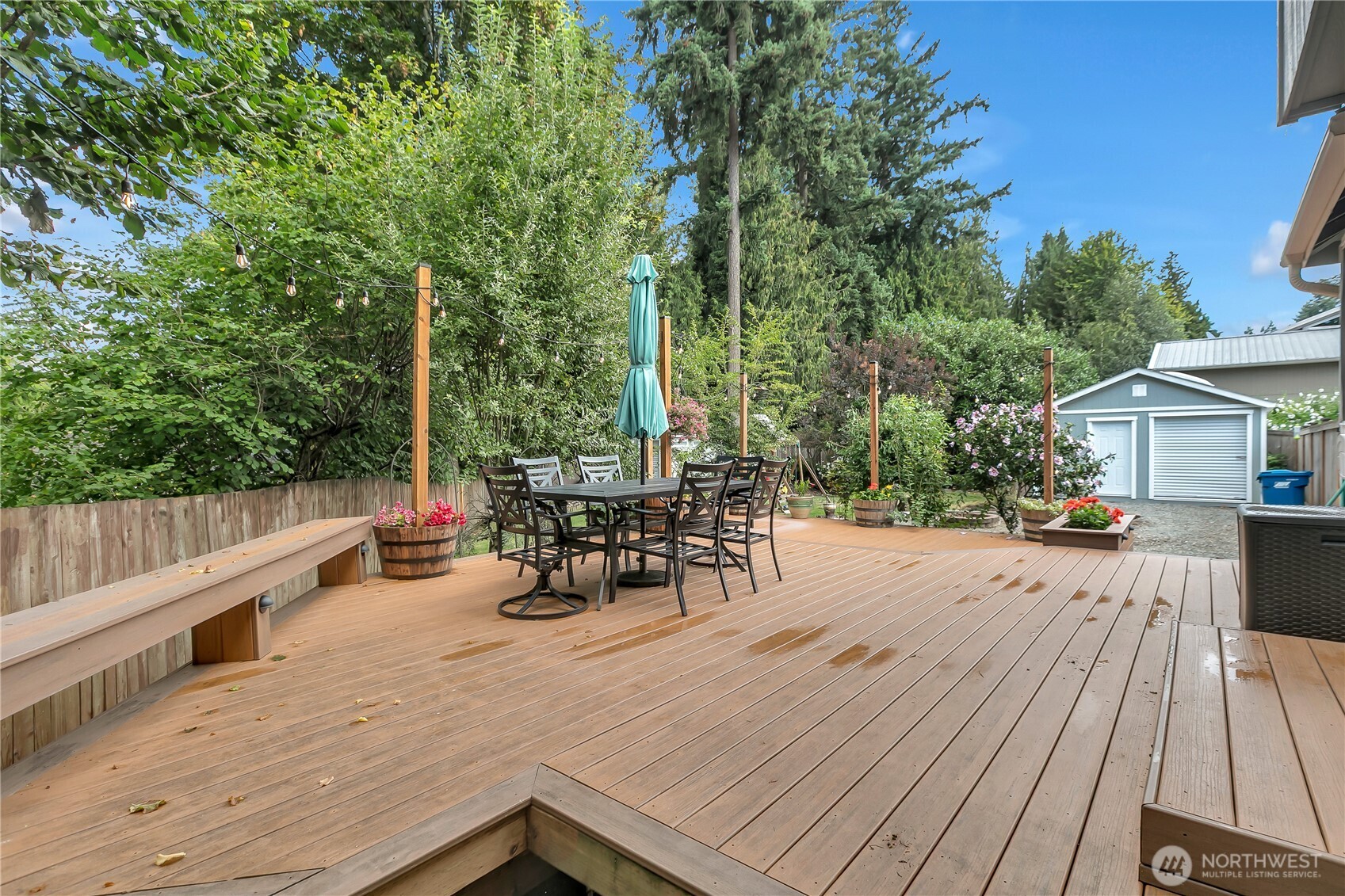 Fully Remodeled 3 Bed 2.5 Bath on .40 Acres 