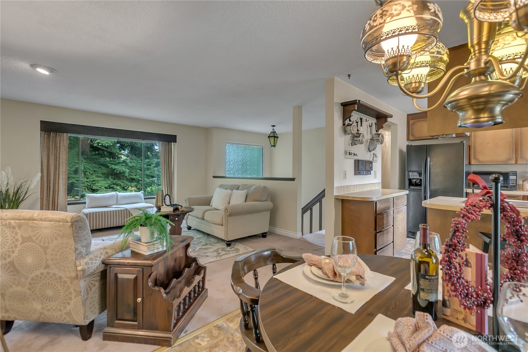 Charming Bonney Lake Home on Large Private Lot