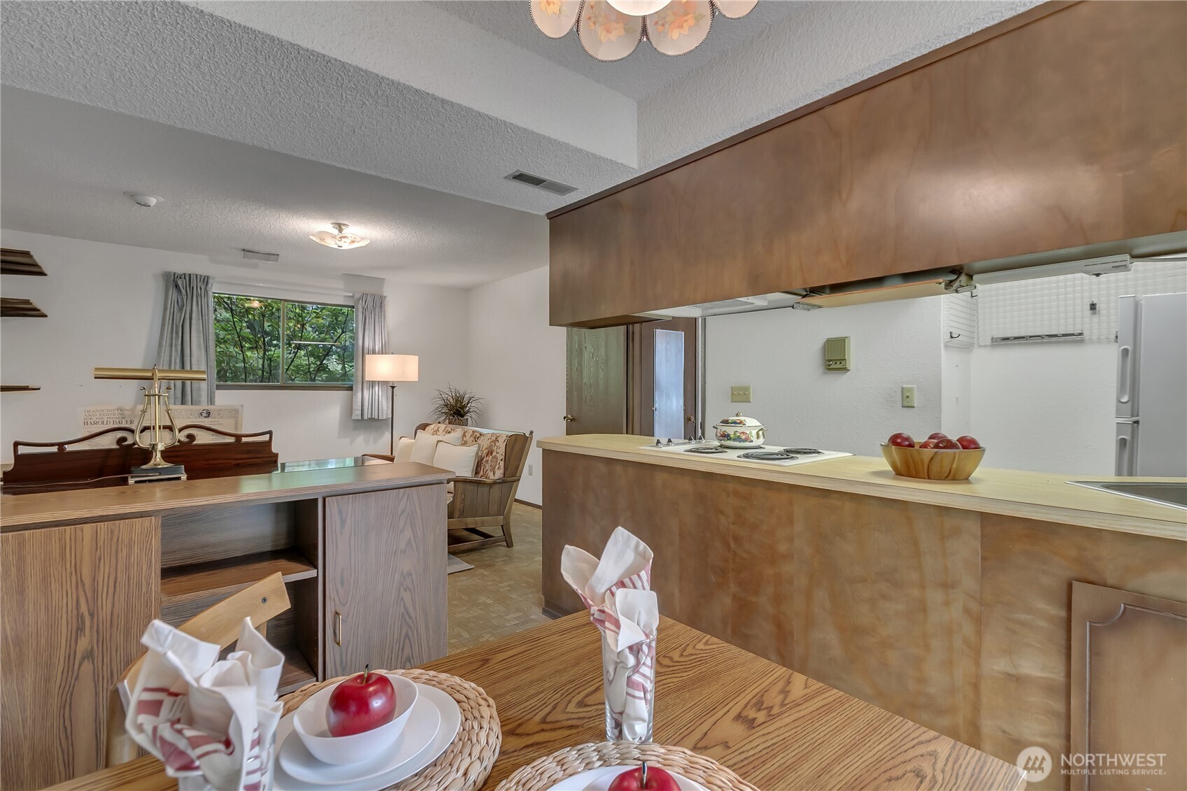 Charming Bonney Lake Home on Large Private Lot