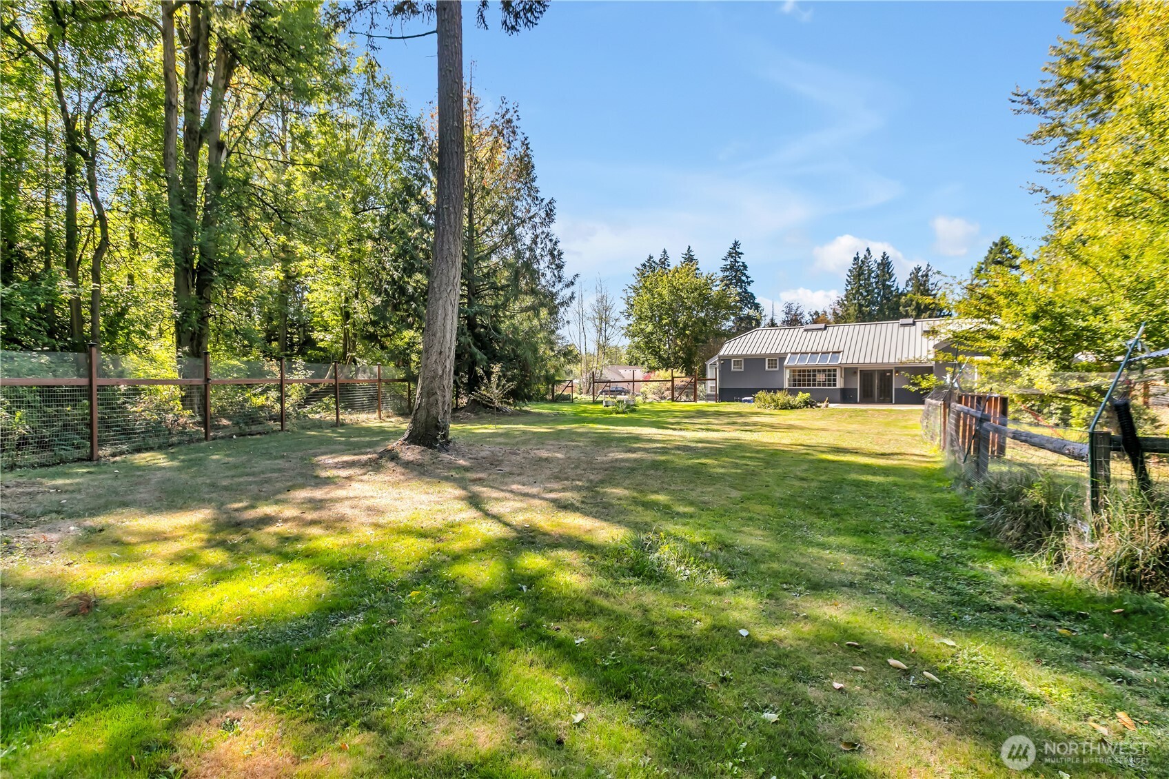 Sprawling Spanaway Estate