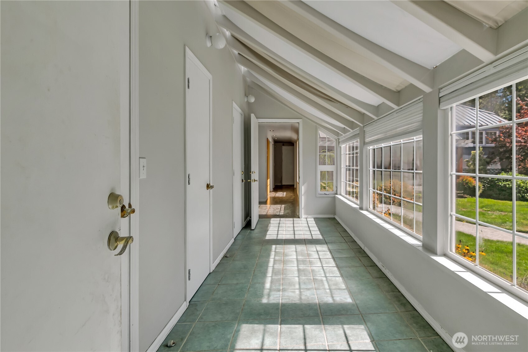 Sprawling Spanaway Estate
