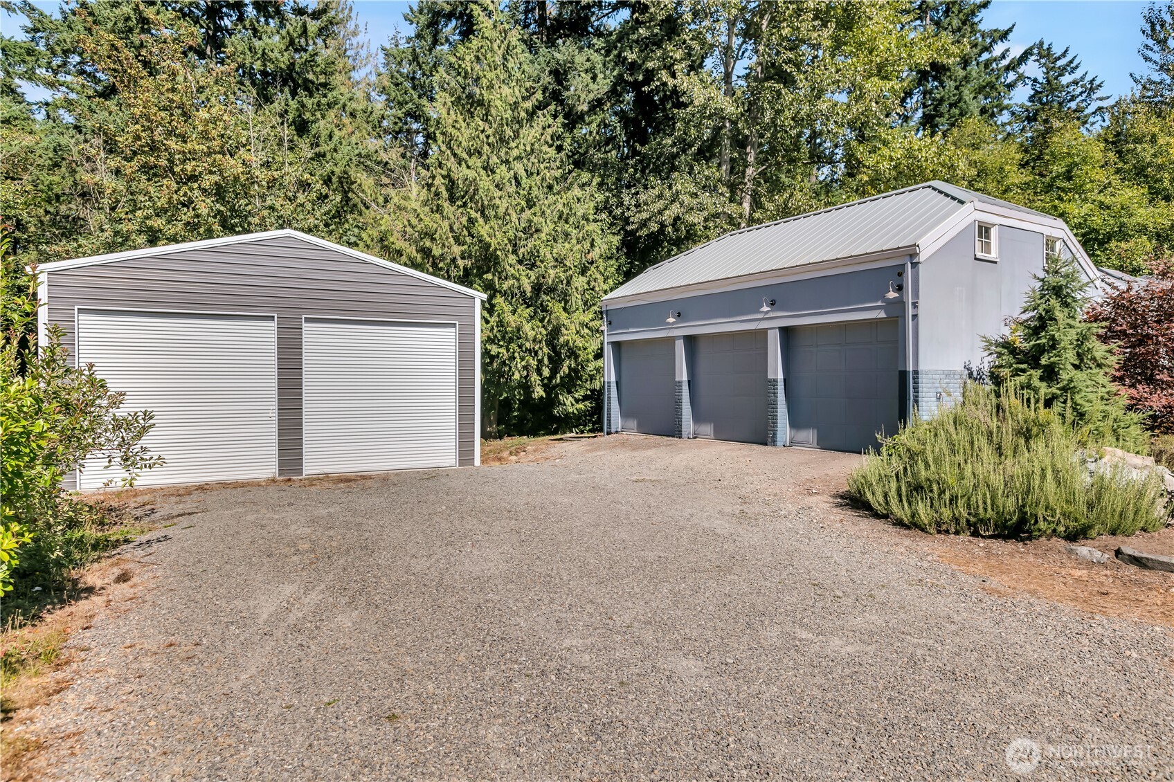 Sprawling Spanaway Estate