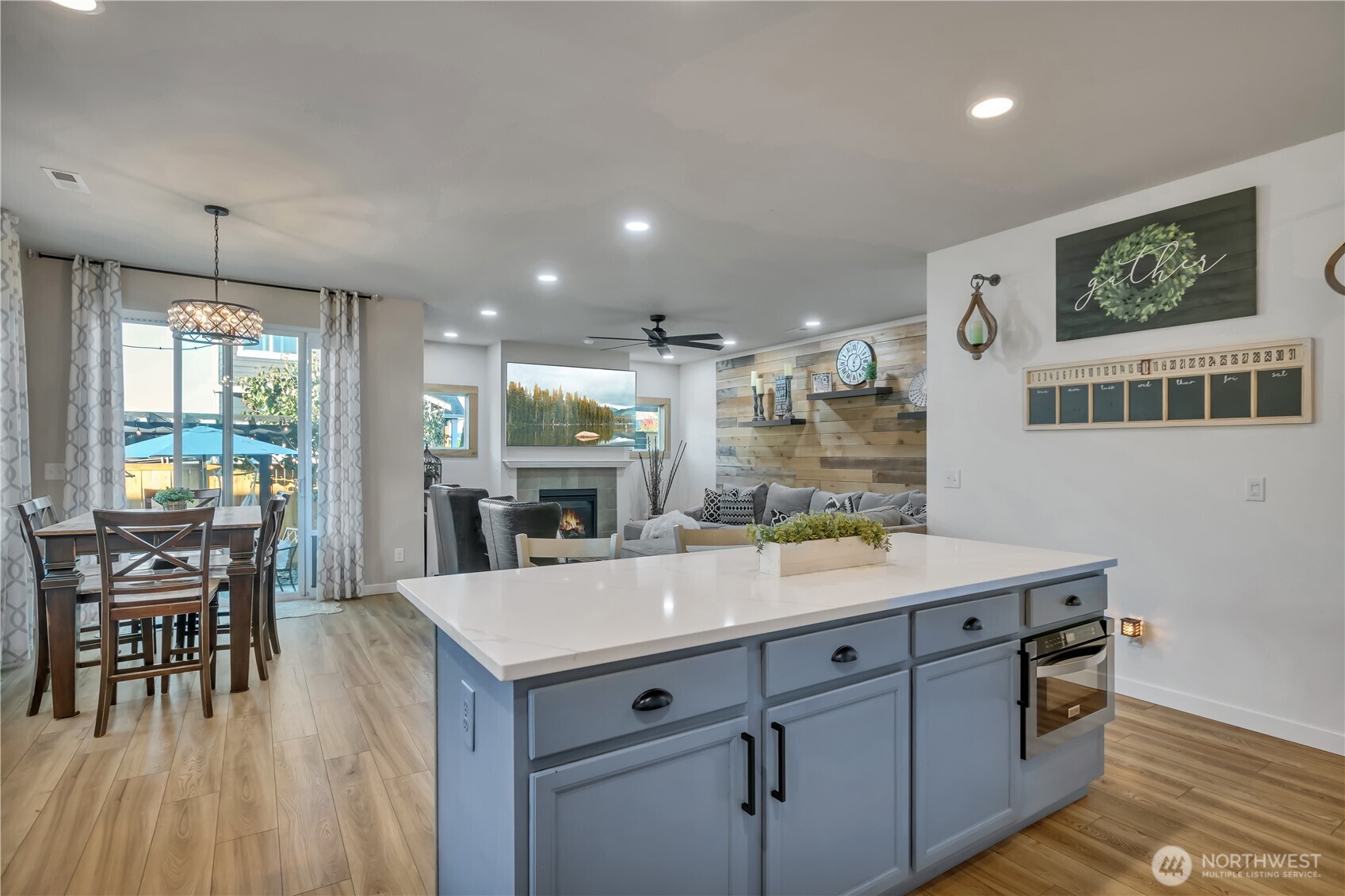 Charming Modern Farmhouse