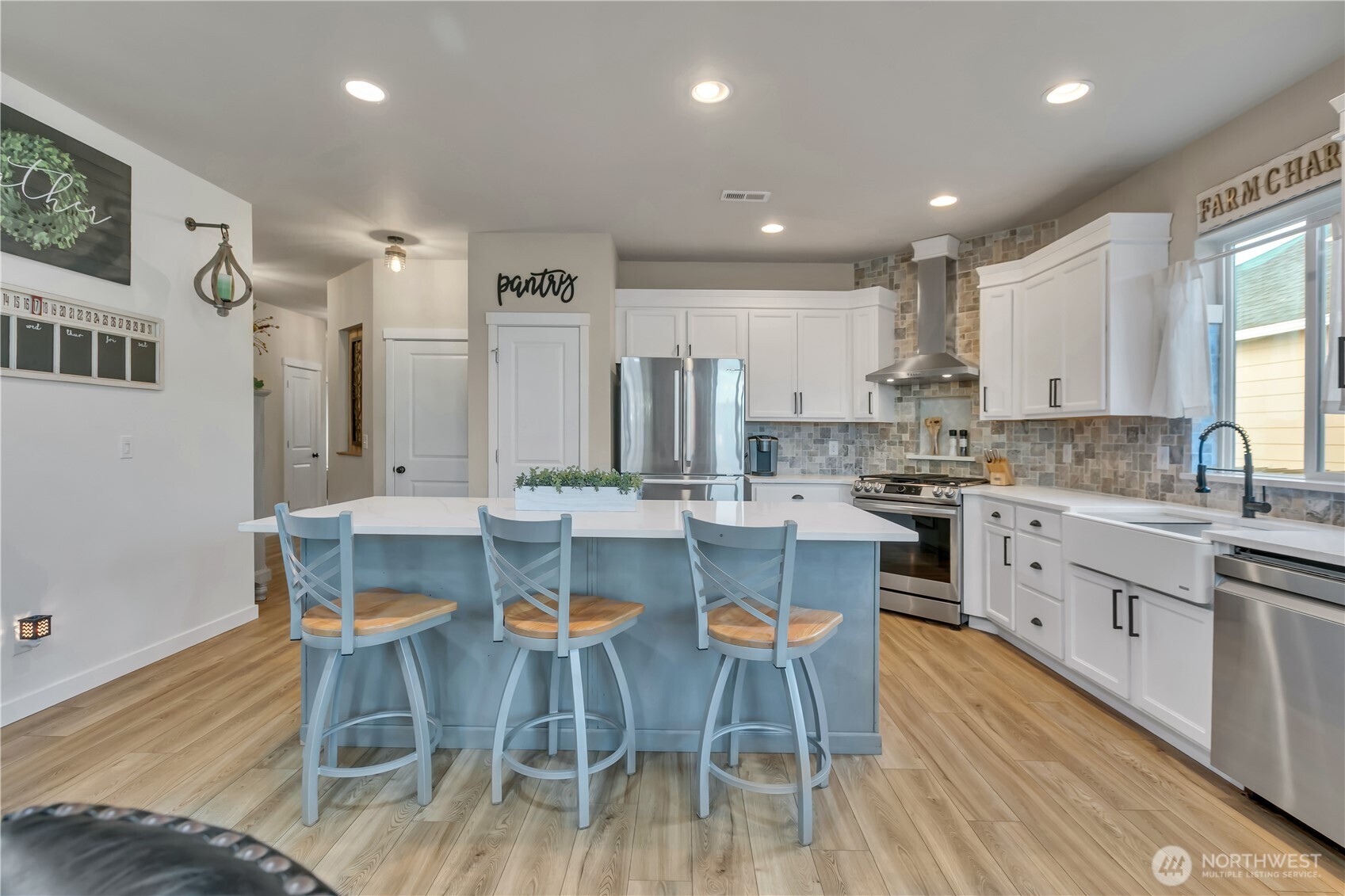 Charming Modern Farmhouse