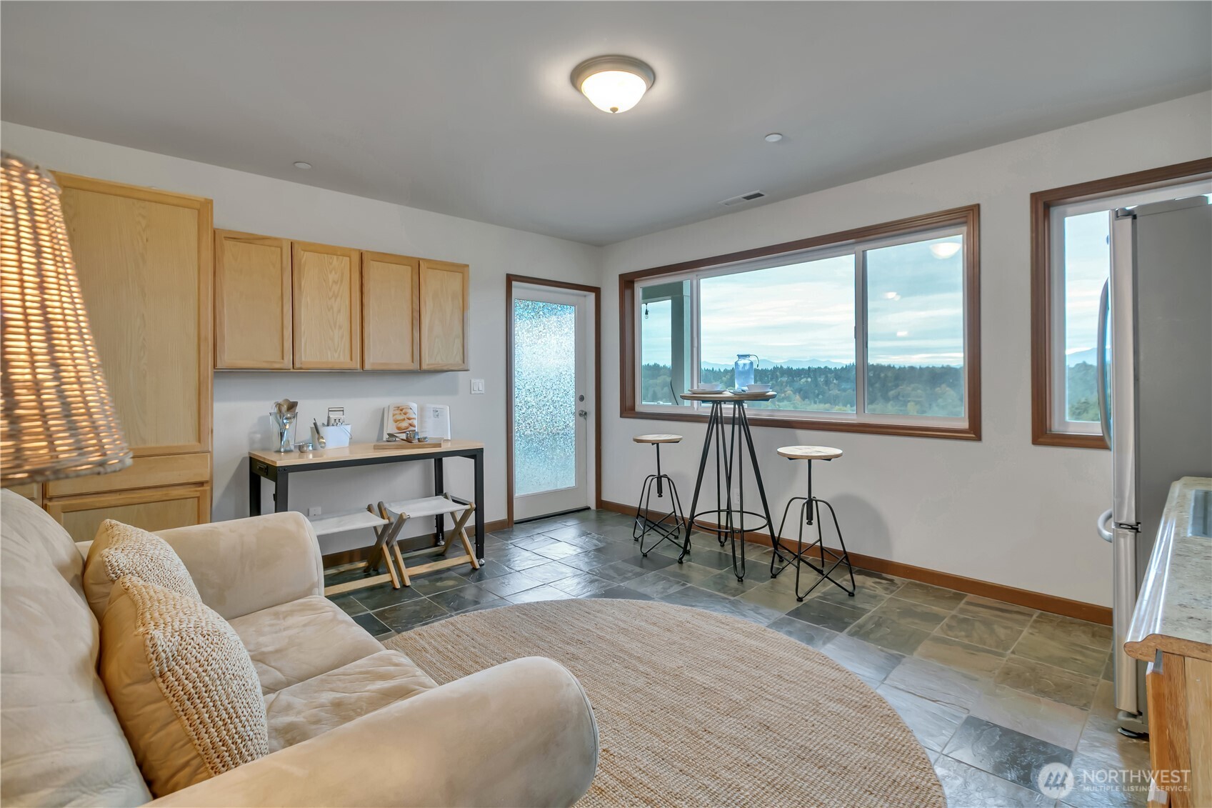 Sweeping Mt. Rainier Views | The Summit At Sky Island