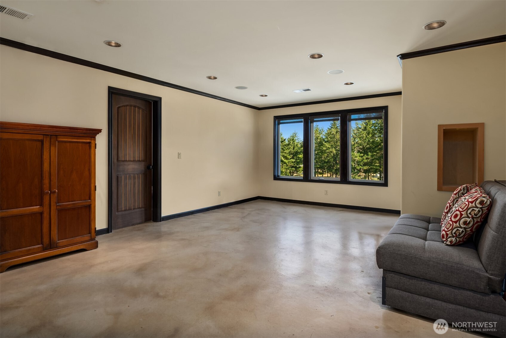 111925 RE Undisclosed