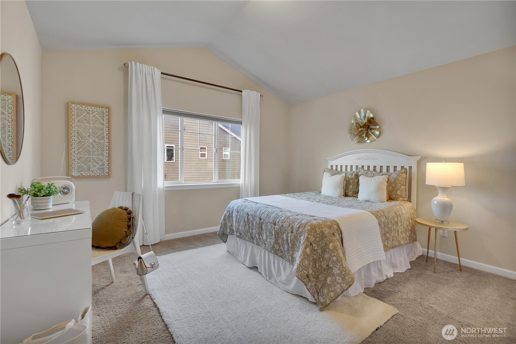 Stunning Soundbuilt Craftsman