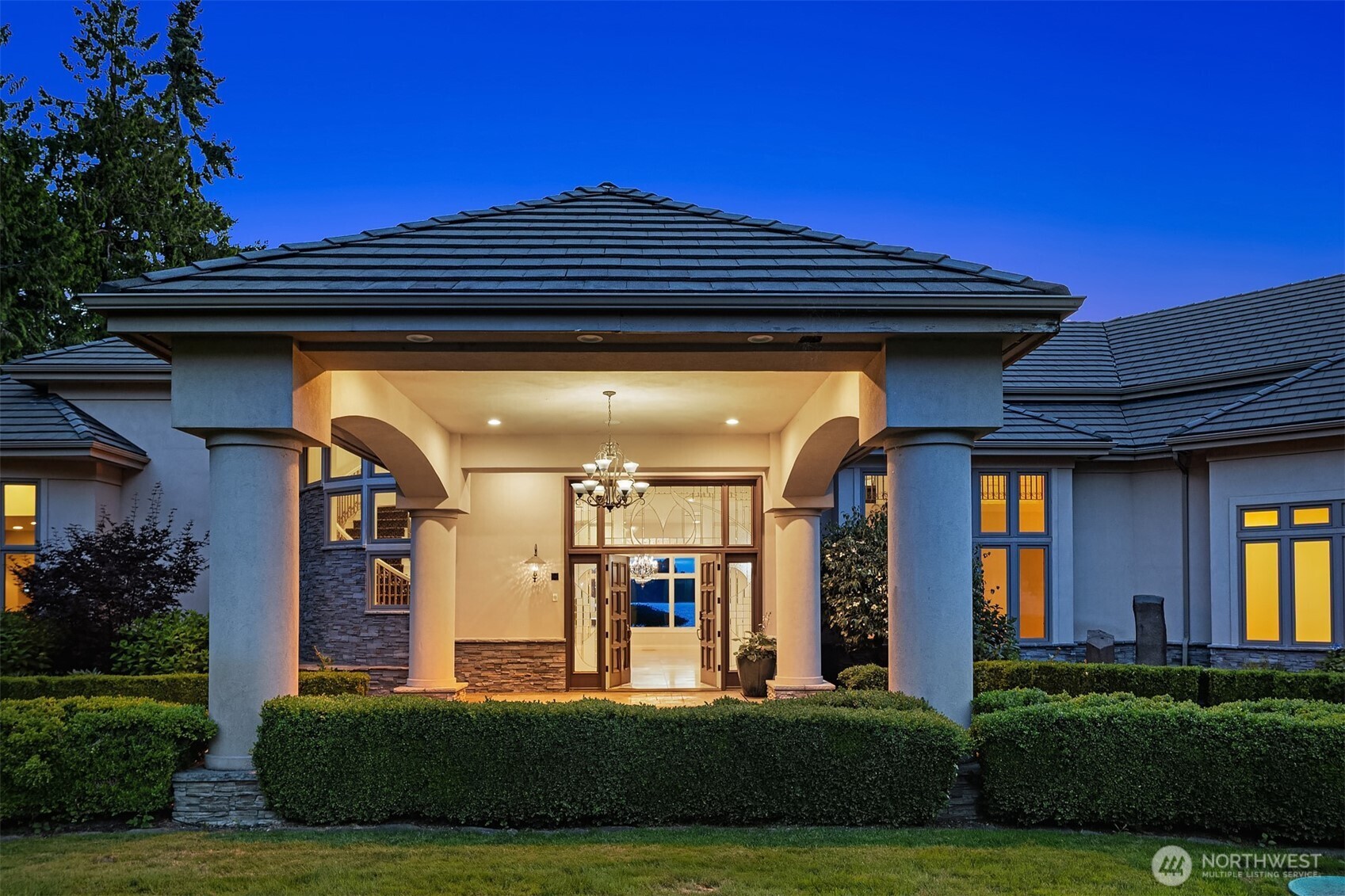 5.23 Acres of Opulent Snag Island Peninsula