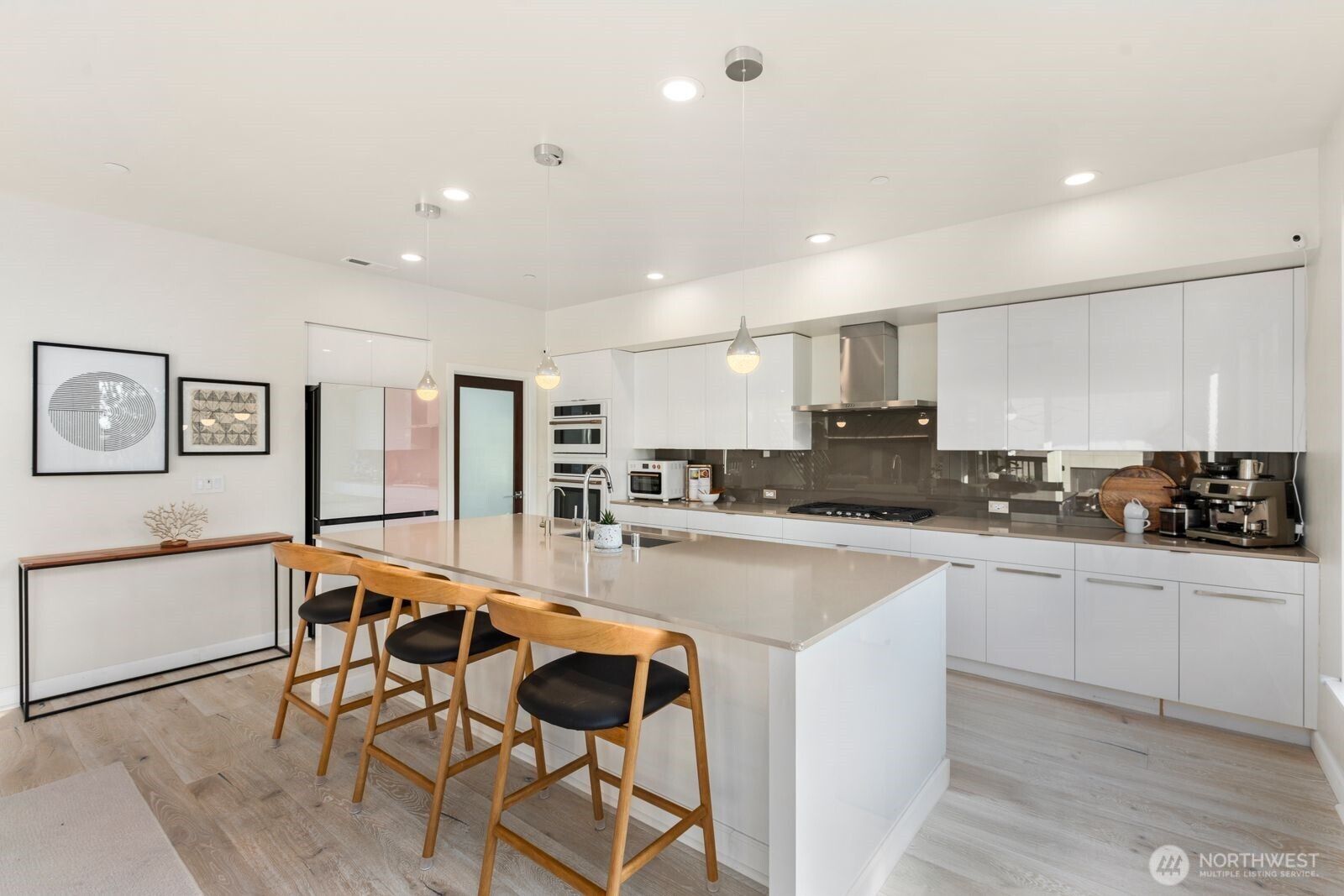 Luxury Lifestyle at Sky Island