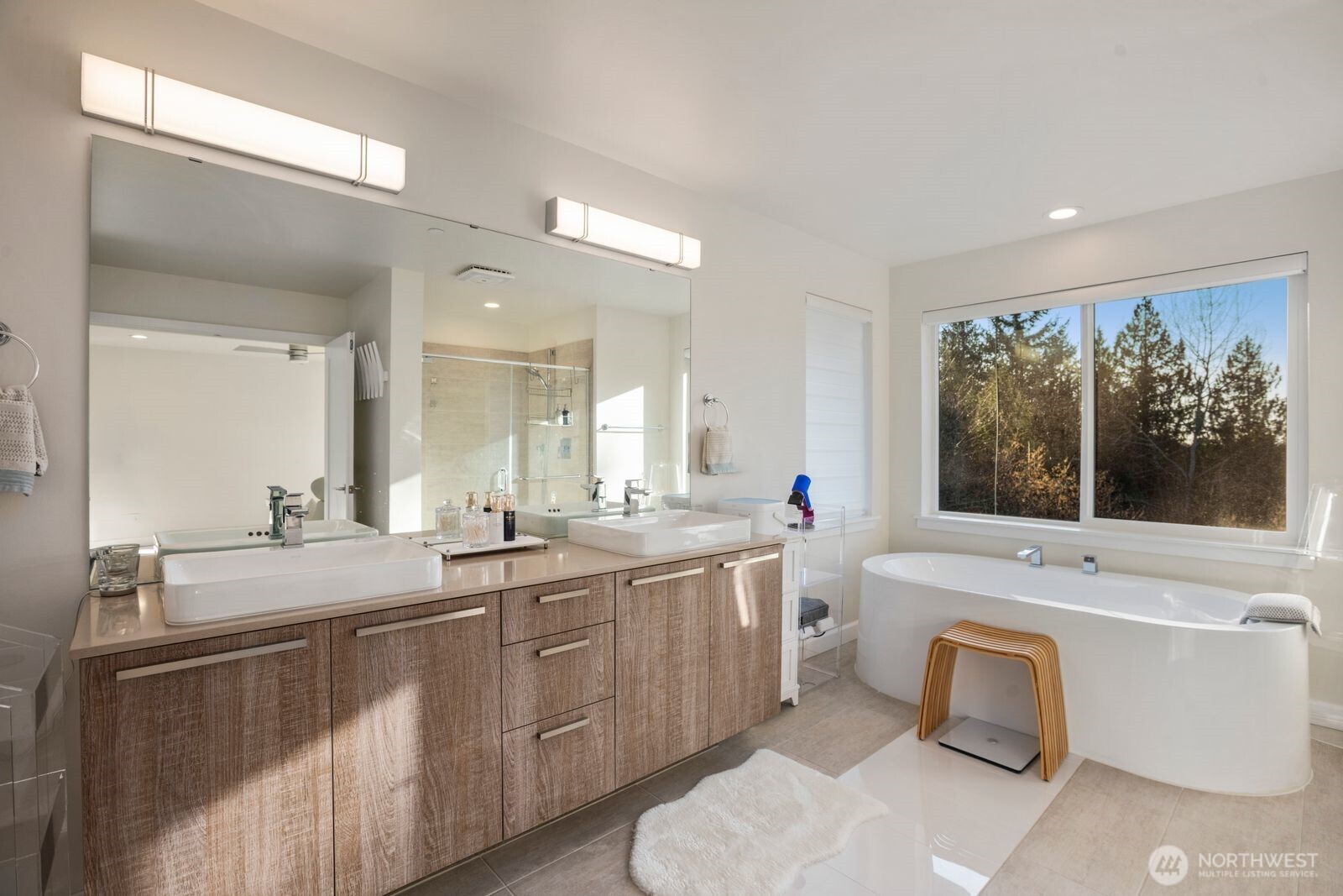 Luxury Lifestyle at Sky Island