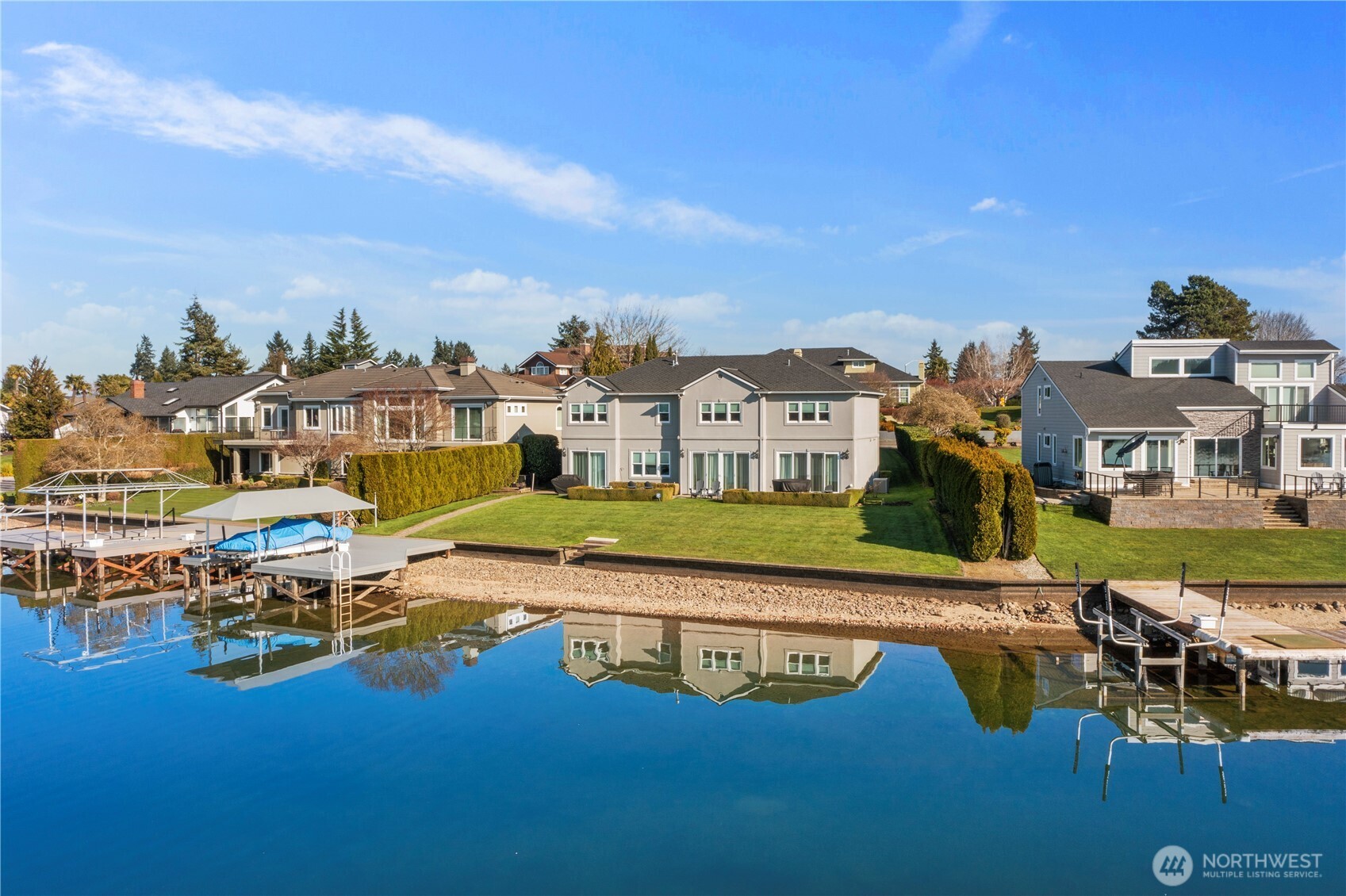 Resort Style Living at Tapps Island