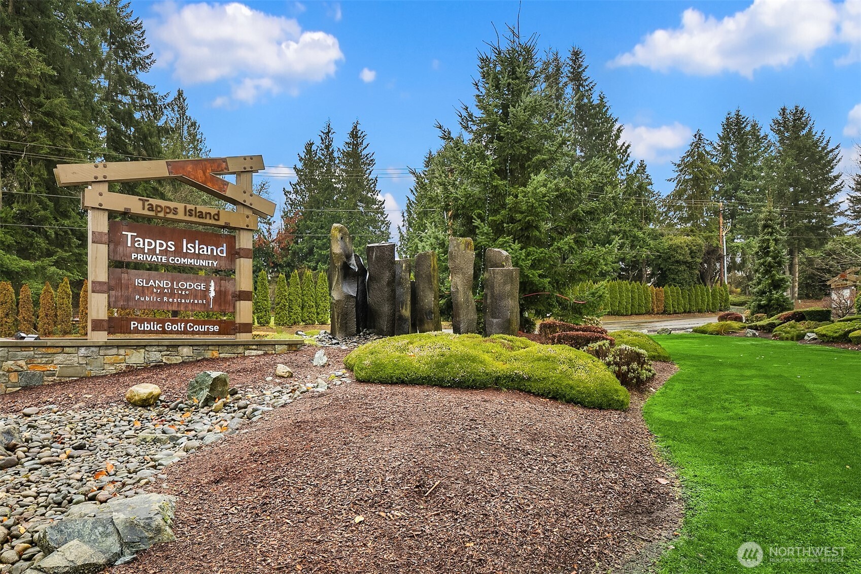 Resort-Style Living at Tapps Island