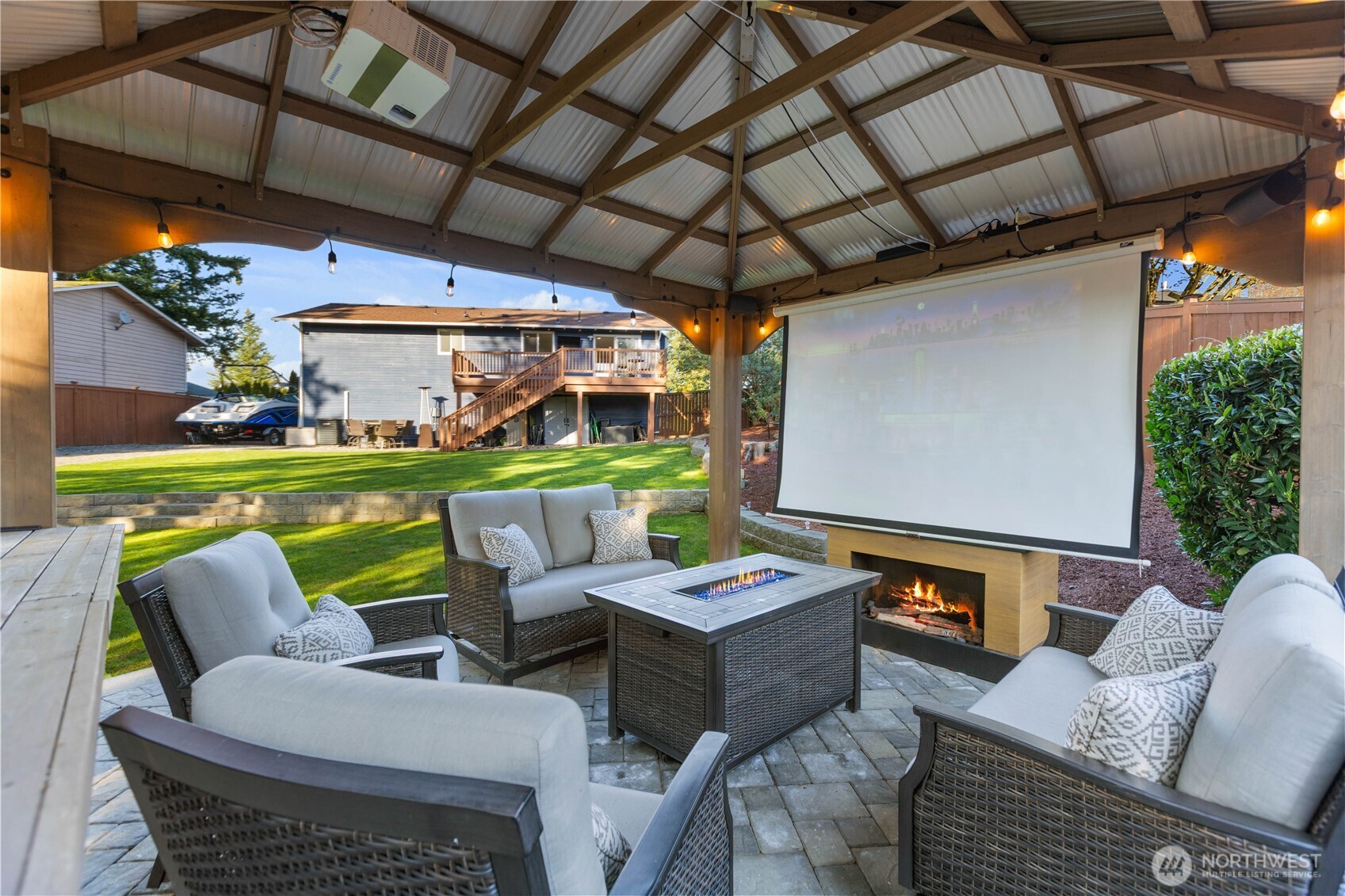 Resort-Style Living at Tapps Island