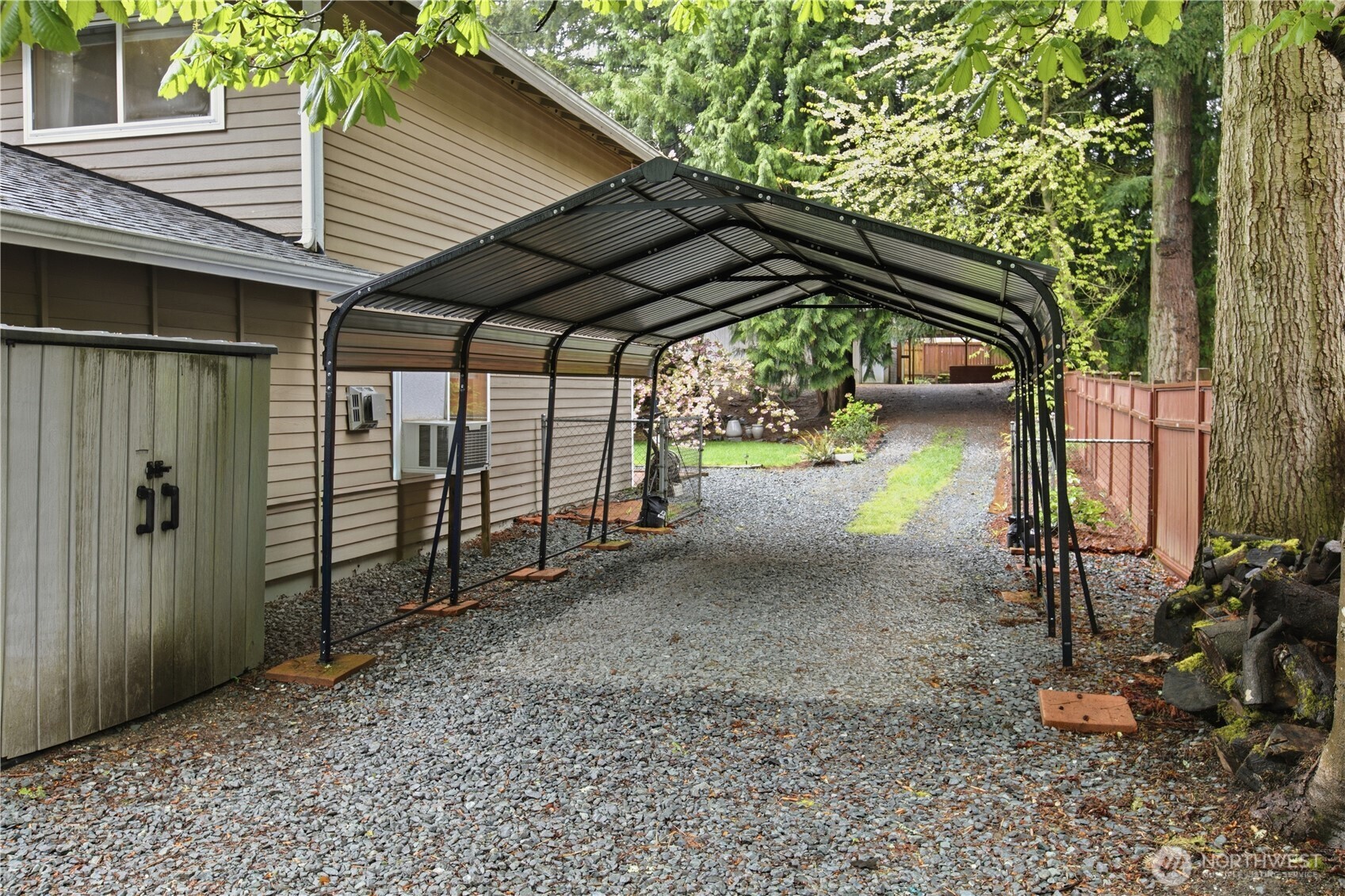 Experience Comfort & Style on ½ Acre in Puyallup