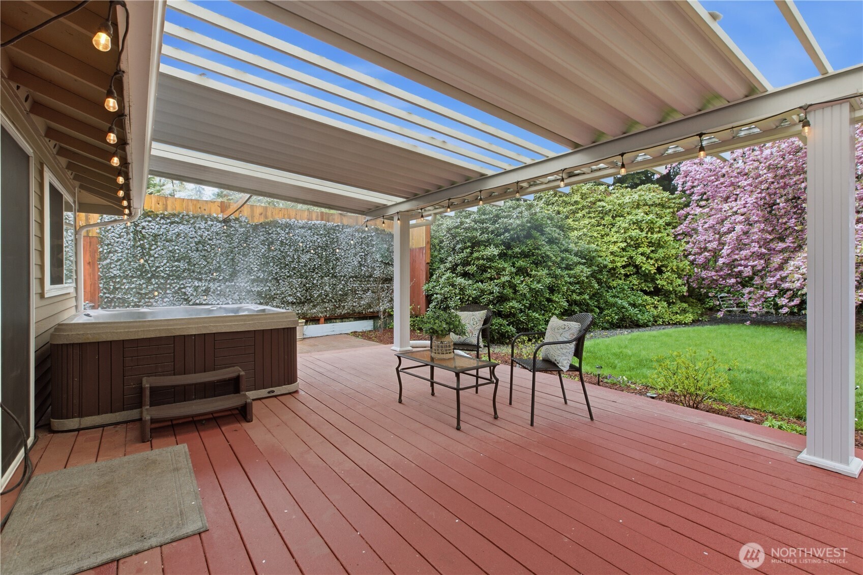 Experience Comfort & Style on ½ Acre in Puyallup