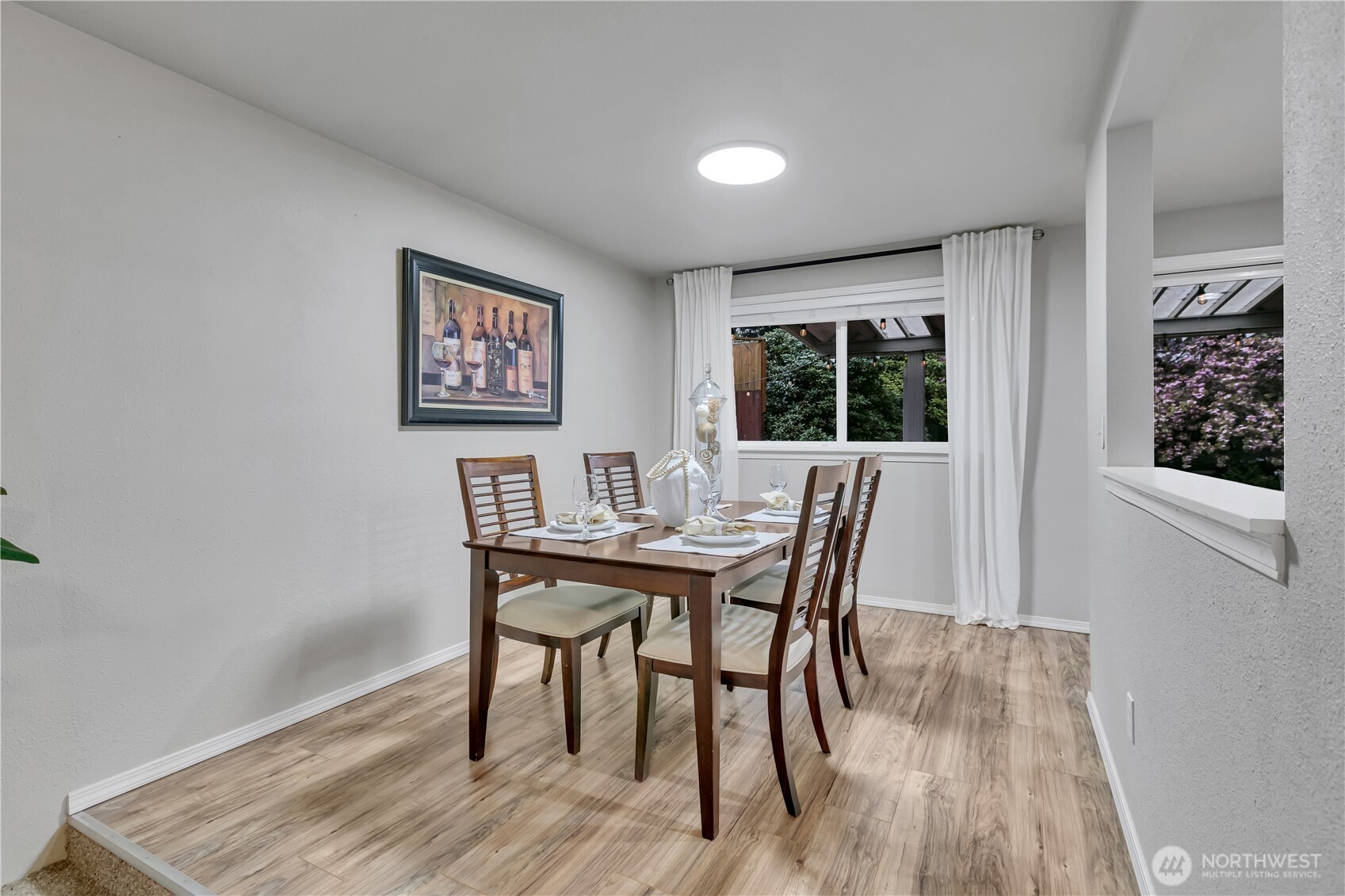 Experience Comfort & Style on ½ Acre in Puyallup