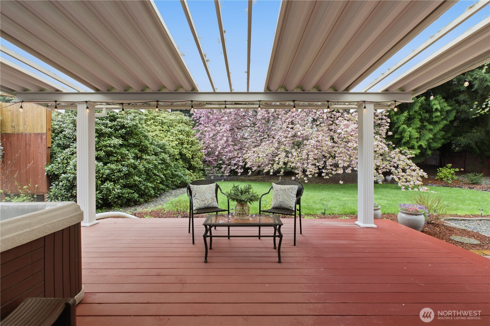 Experience Comfort & Style on ½ Acre in Puyallup