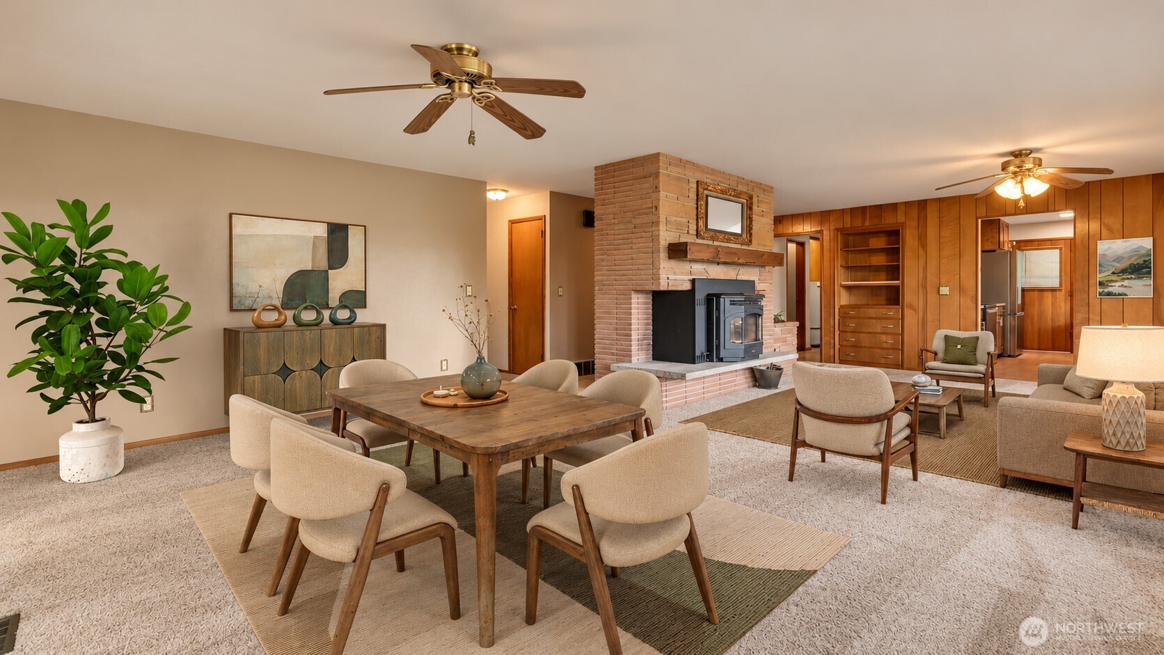 Mid-Century Modern Home with Sweeping Puyallup Valley Views