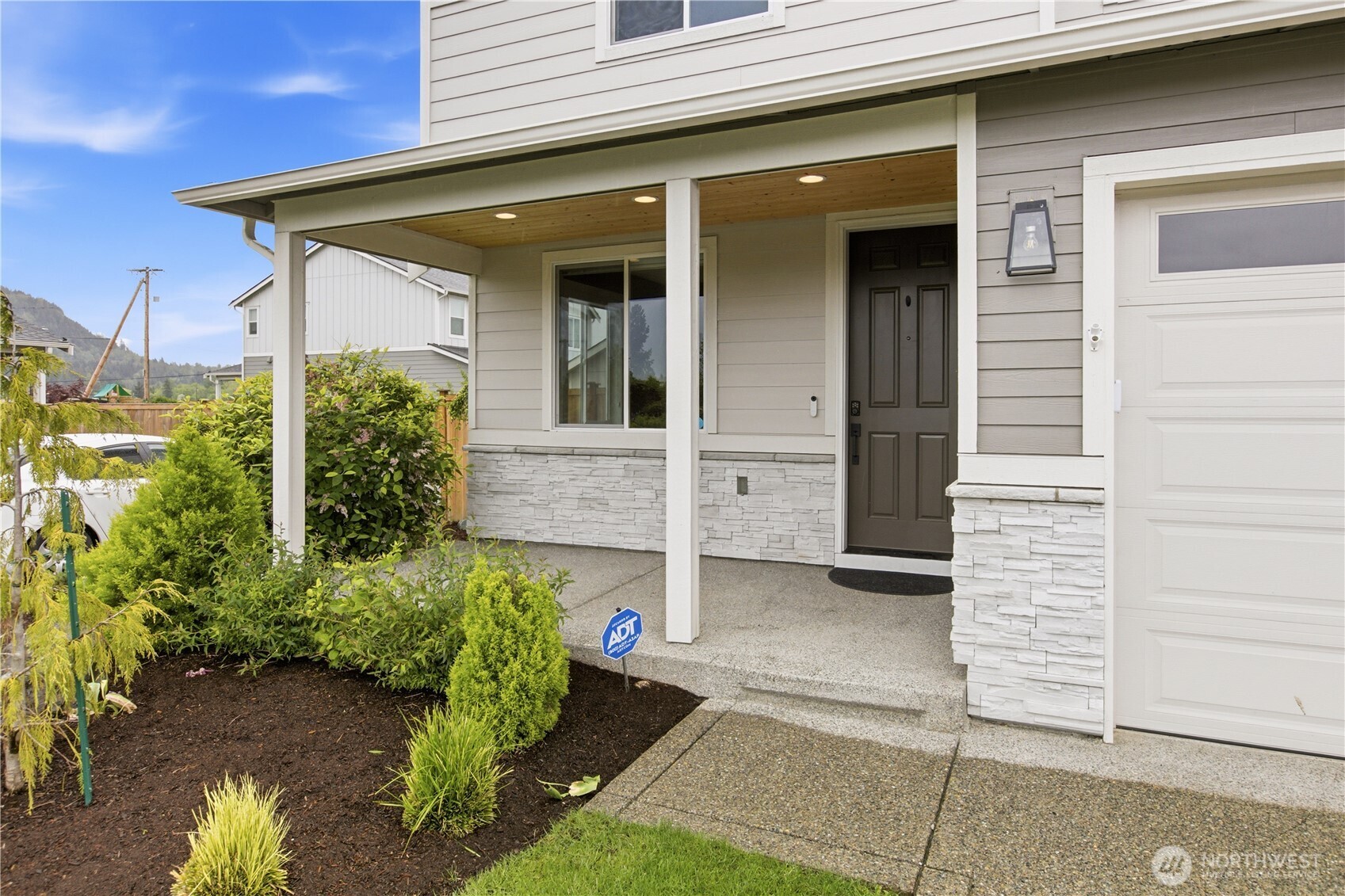 Experience Enumclaw Lifestyle