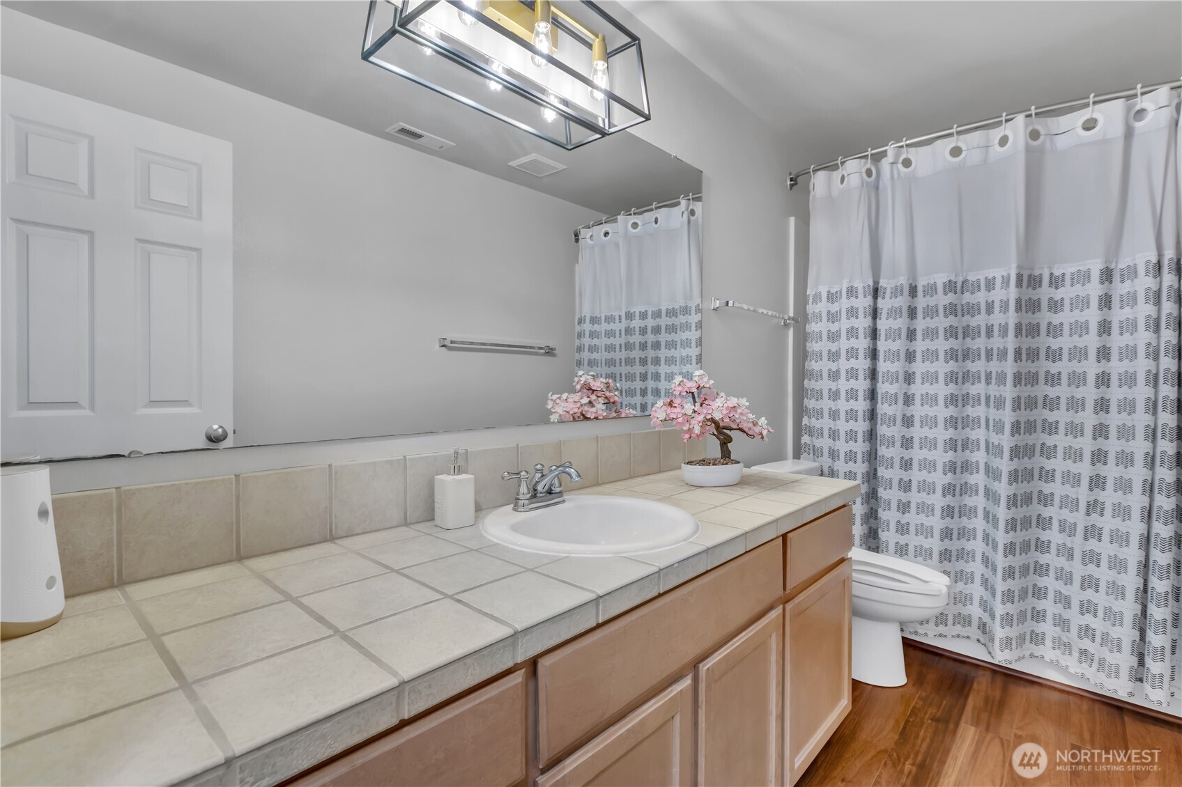 Experience Lakeland Hills Lifestyle