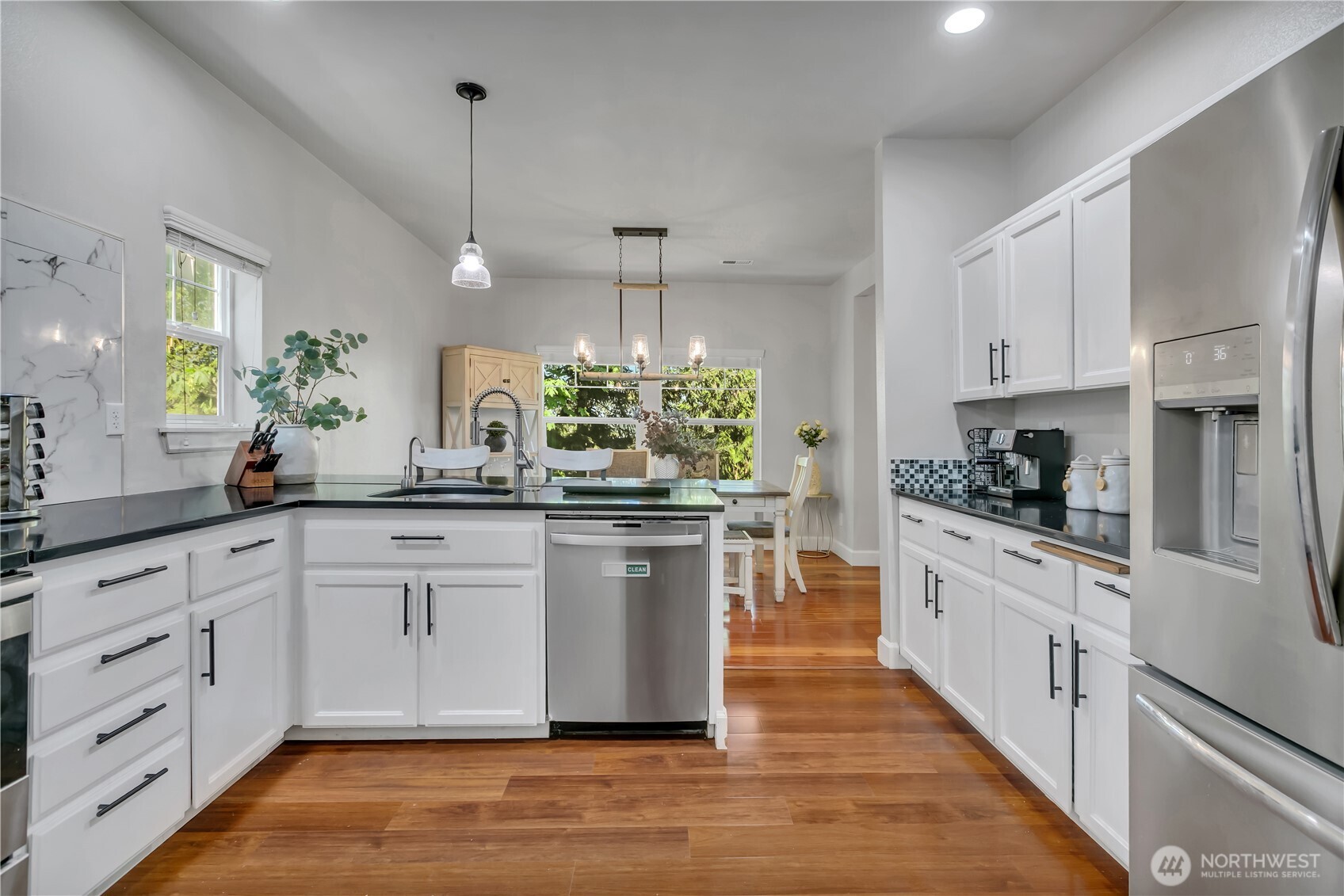 Experience Lakeland Hills Lifestyle