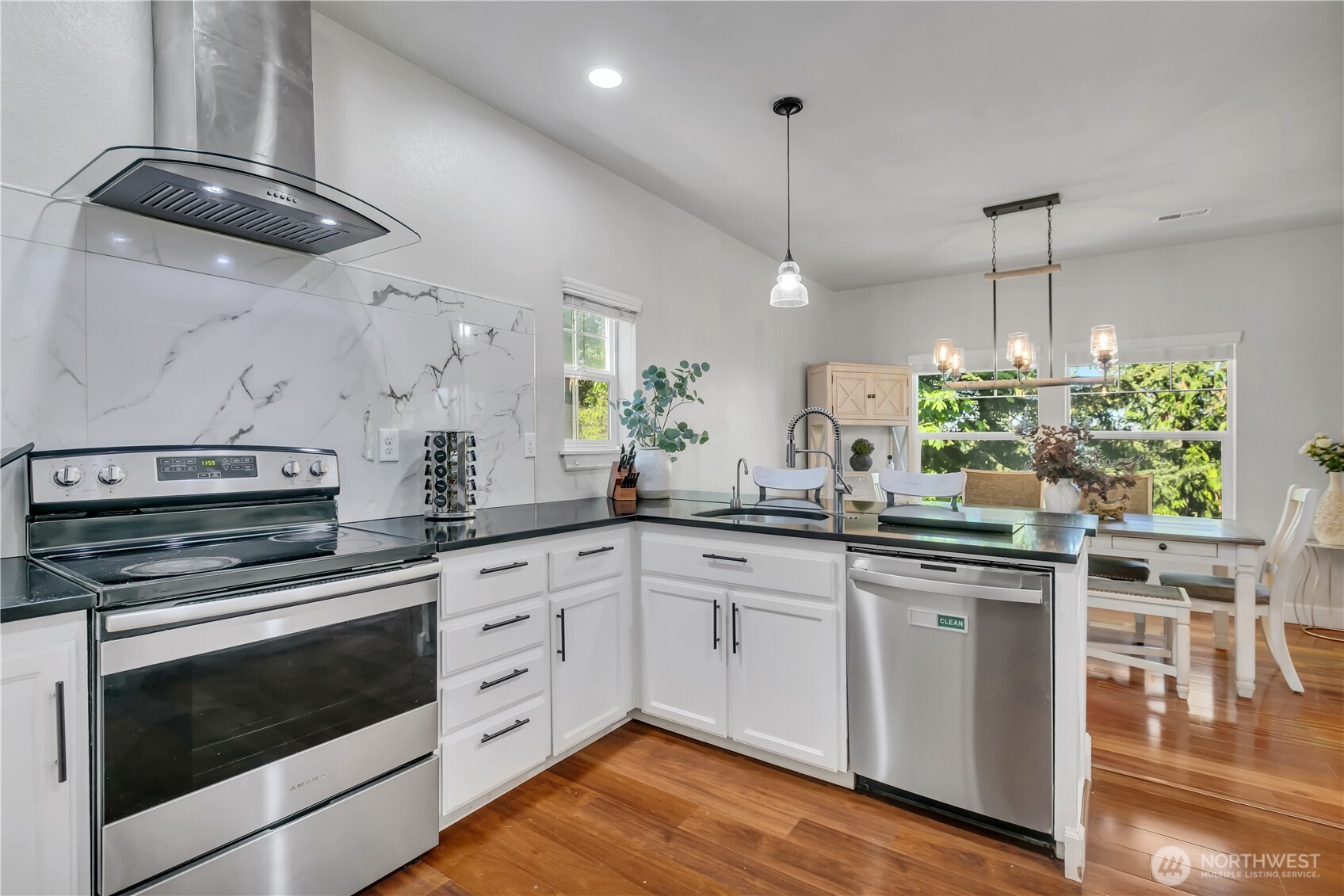 Experience Lakeland Hills Lifestyle