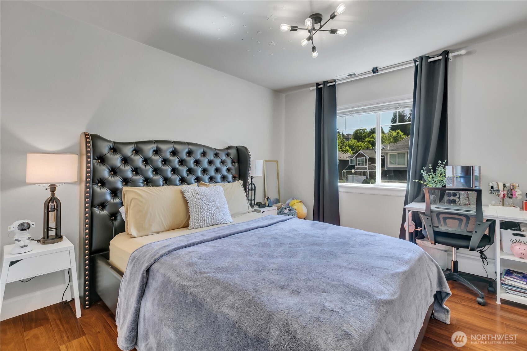 Experience Lakeland Hills Lifestyle