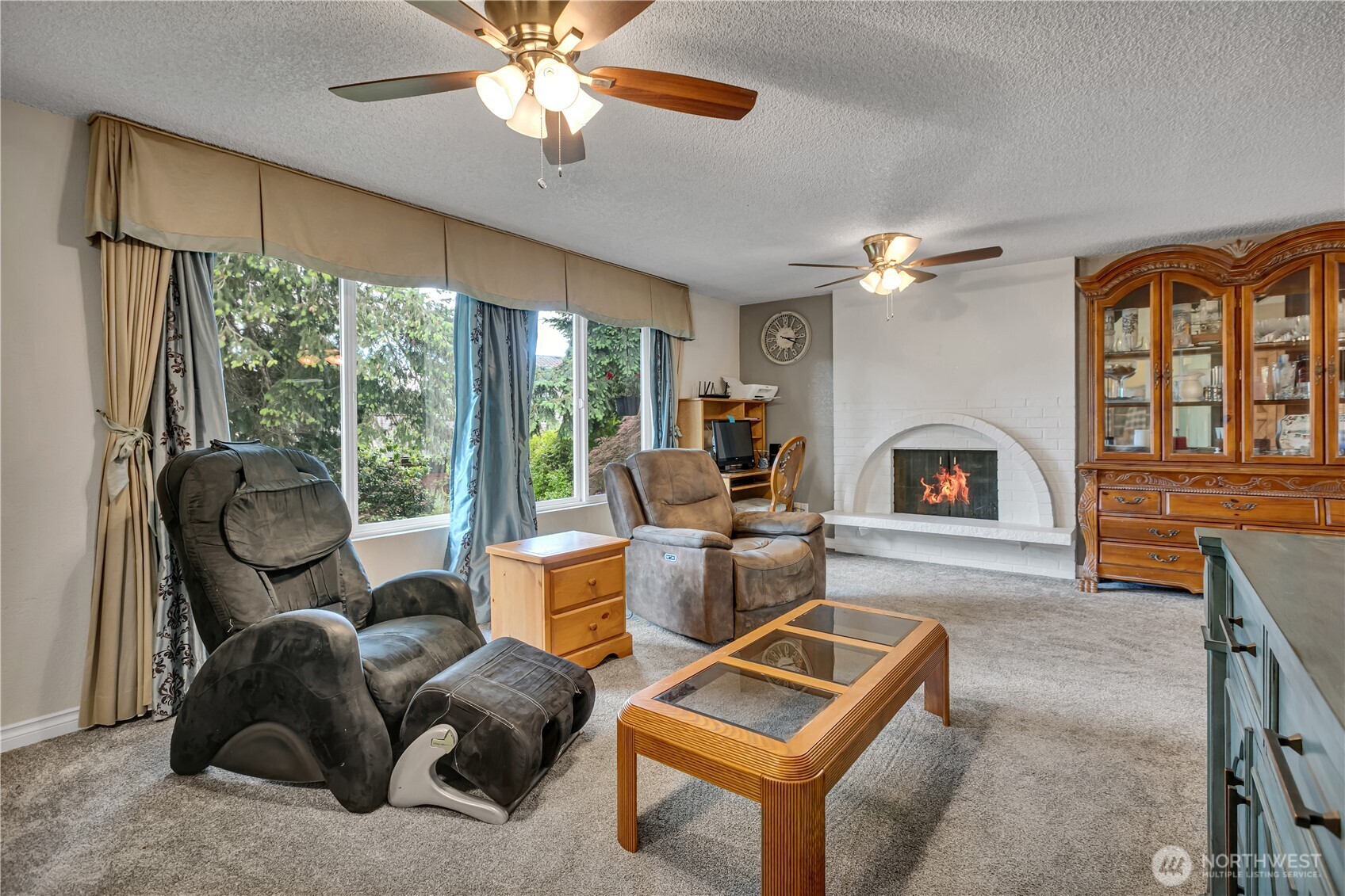 Tri-Level Home in Twin Lakes