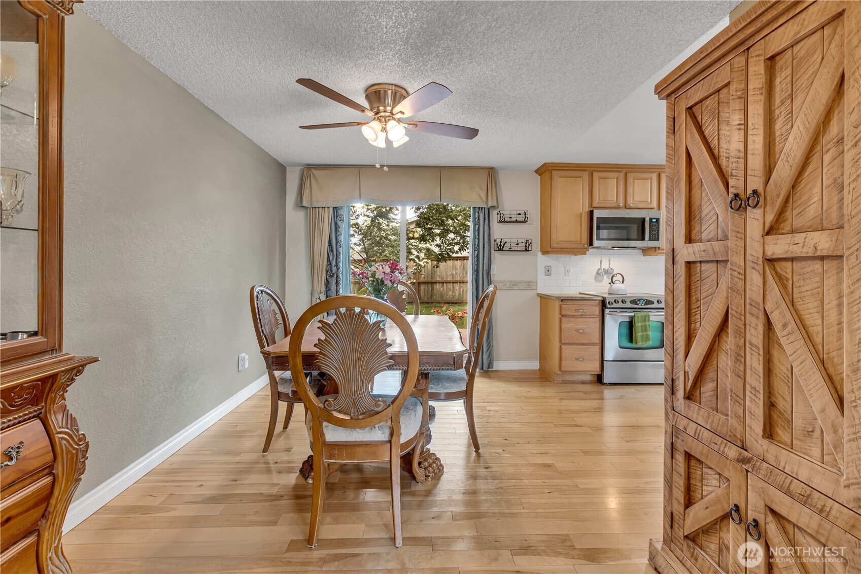 Tri-Level Home in Twin Lakes