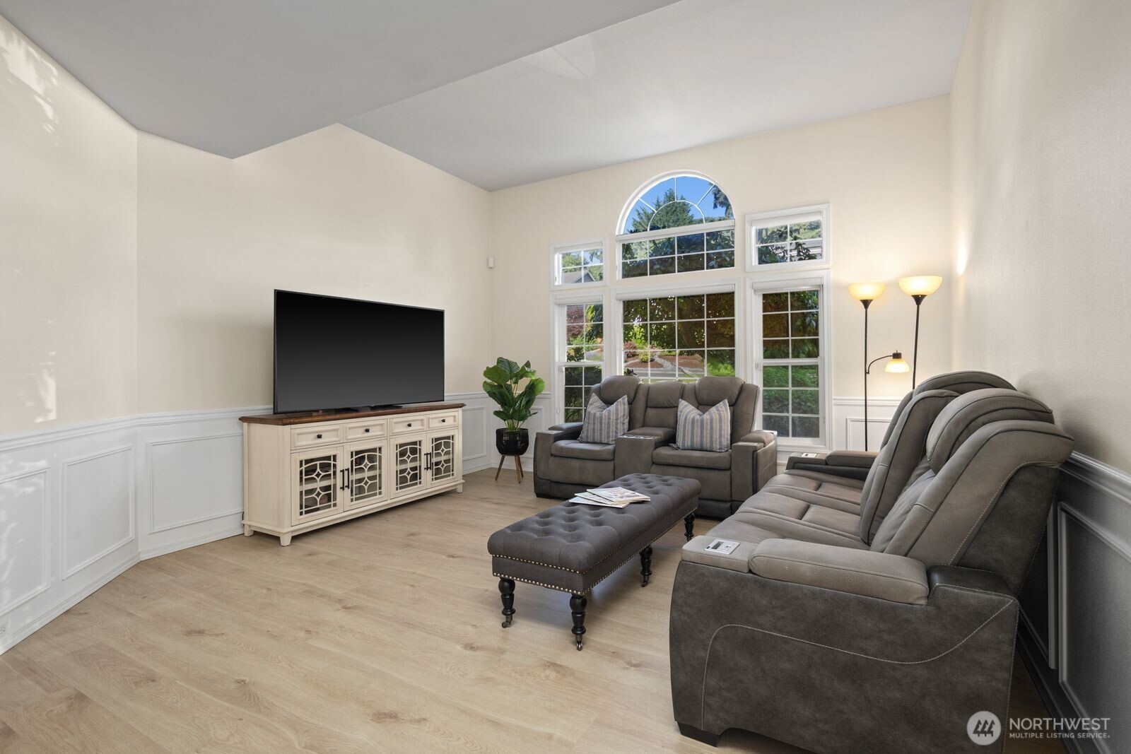 Lake Tapps Lifestyle at Grandview