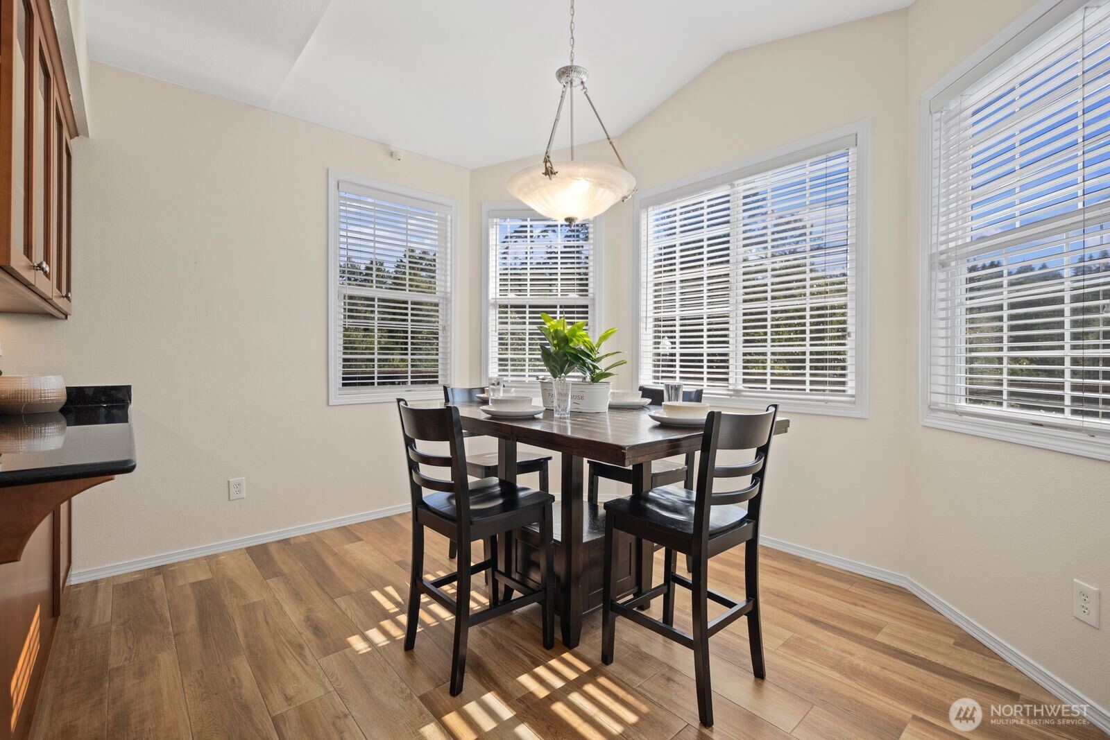 Lake Tapps Lifestyle at Grandview