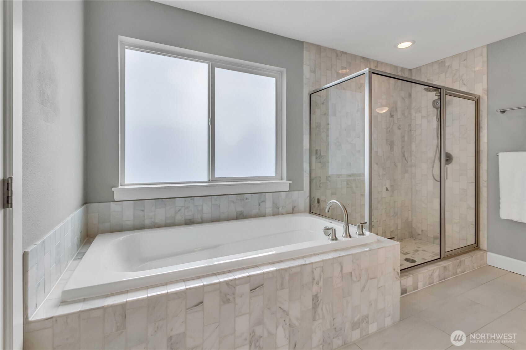 Experience Tehaleh Lifestyle at Observation Ridge