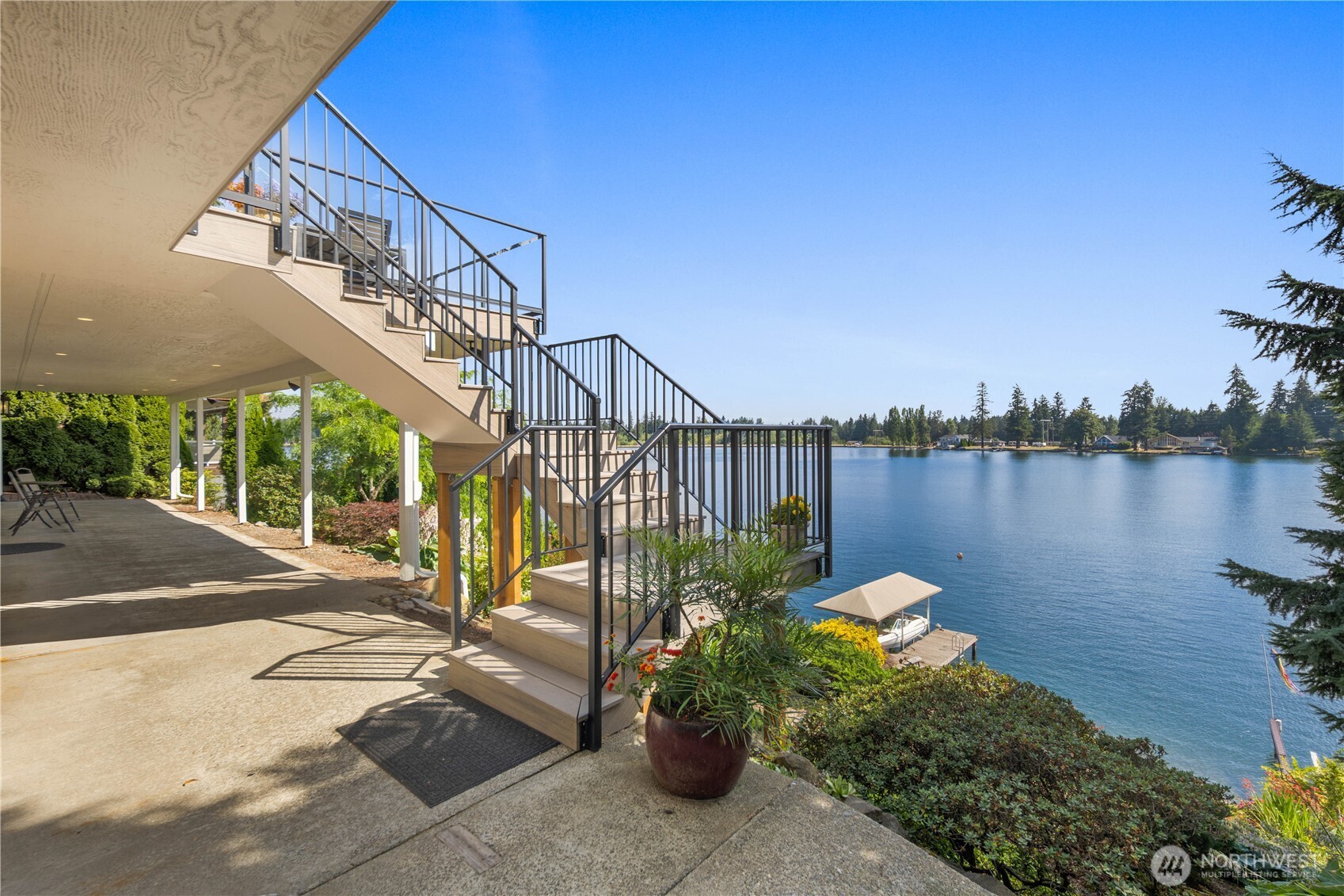 Resort-Style Living at Tapps Island
