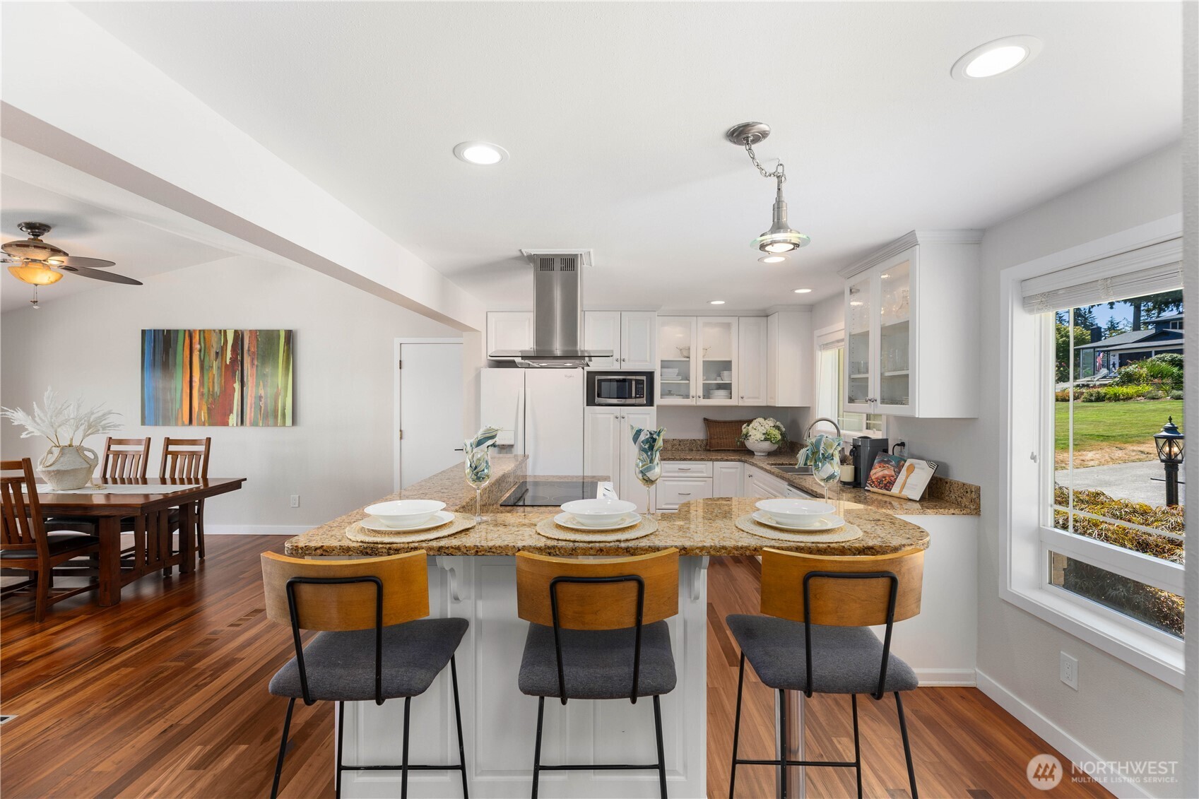 Resort-Style Living at Tapps Island