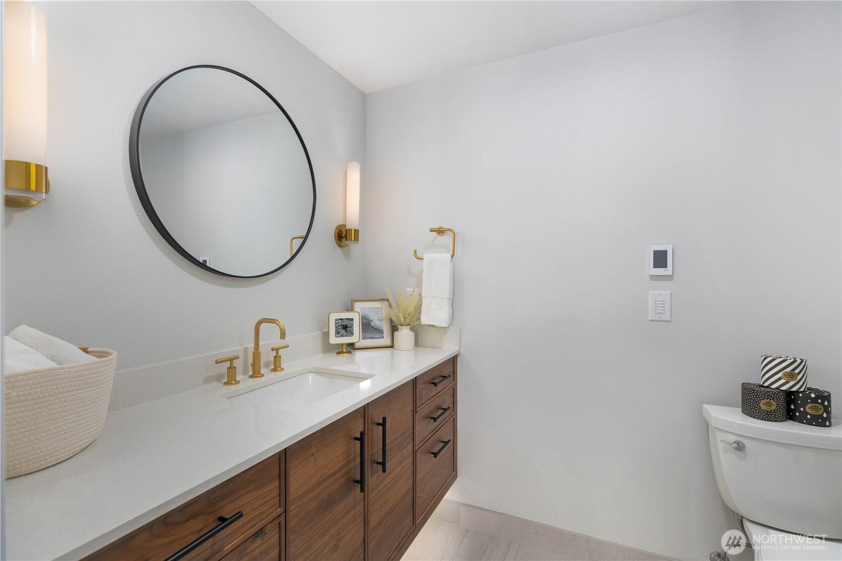 Resort-Style Living at Tapps Island