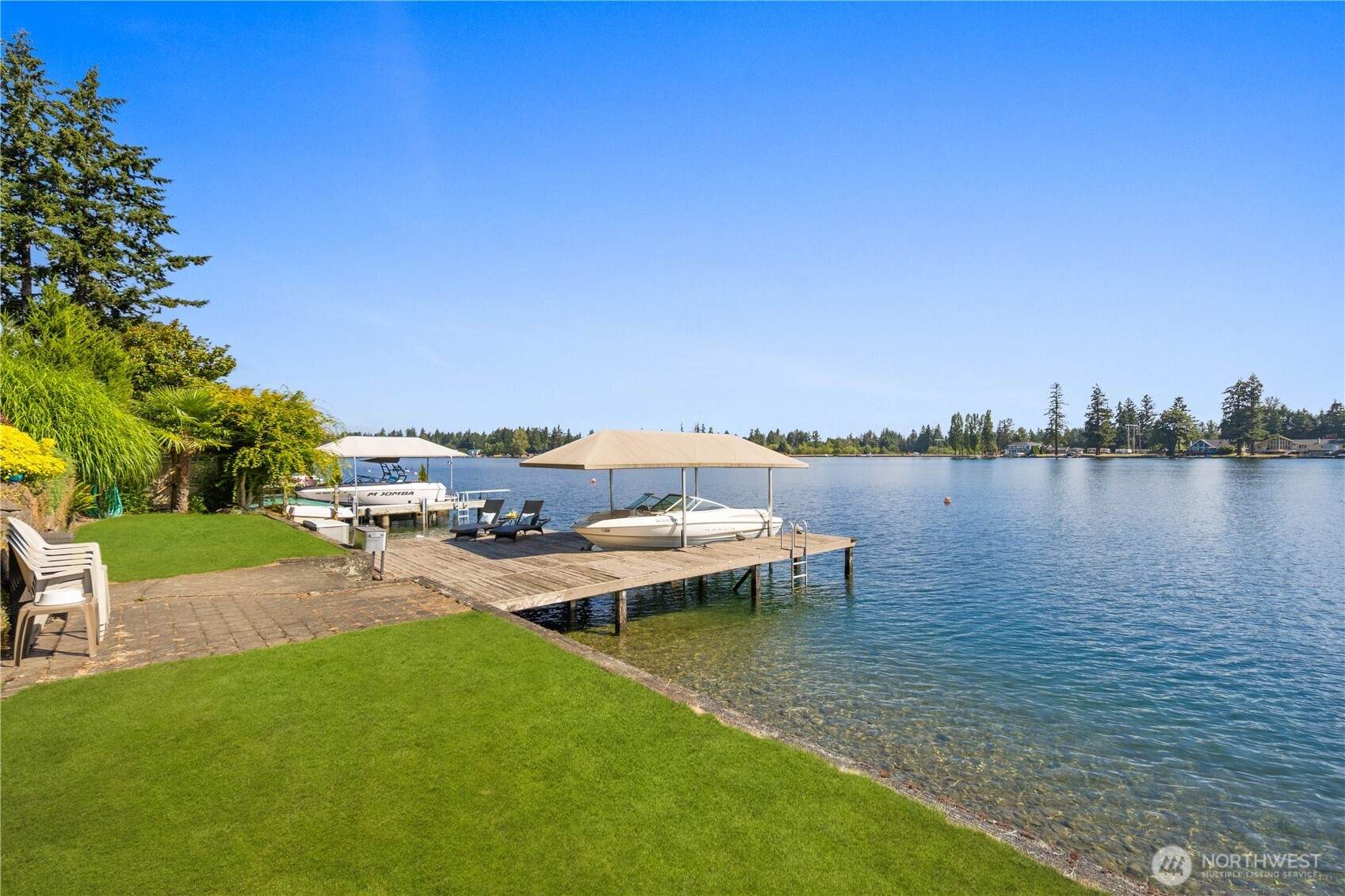 Resort-Style Living at Tapps Island