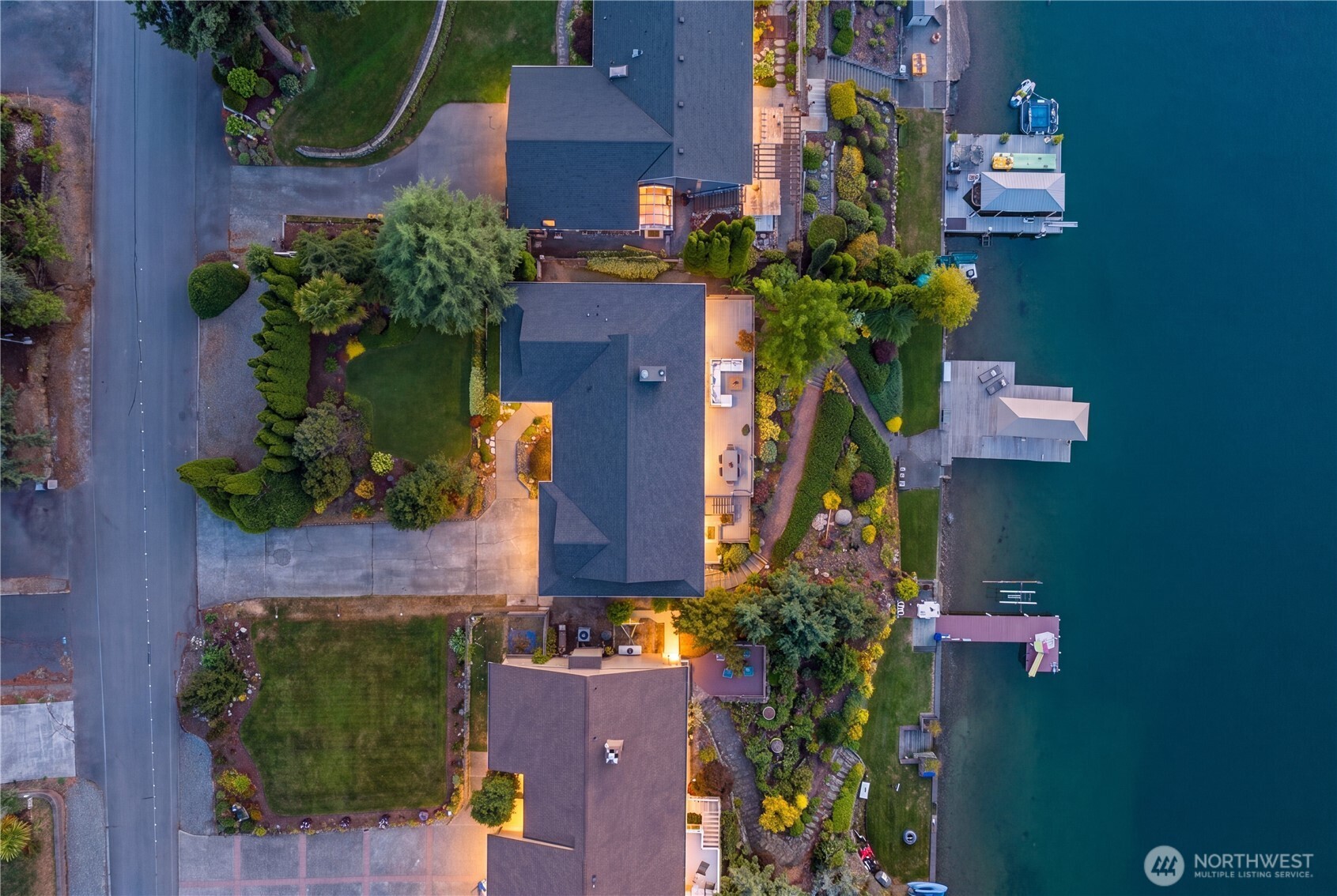 Resort-Style Living at Tapps Island