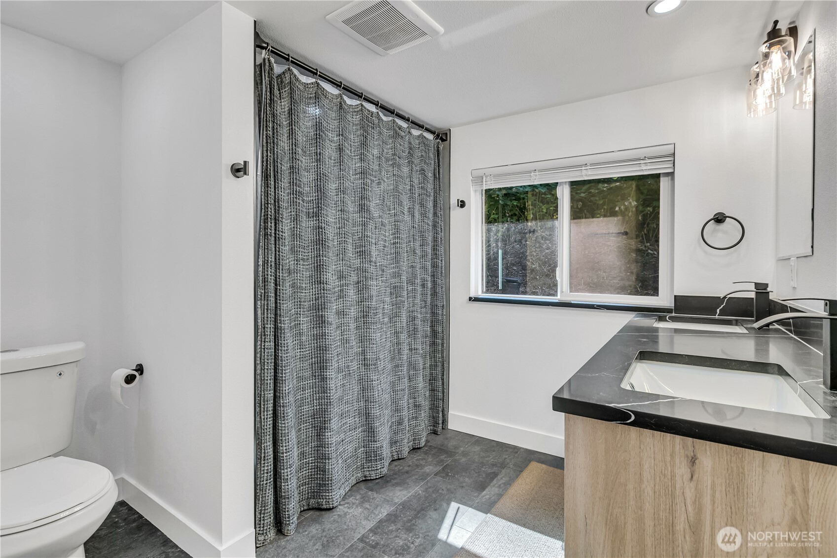 Fully Remodeled Renton Rambler