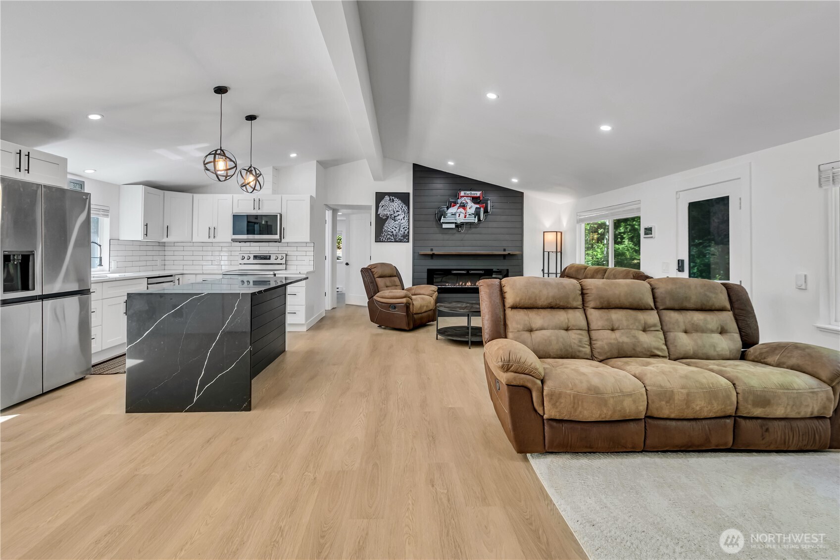 Fully Remodeled Renton Rambler