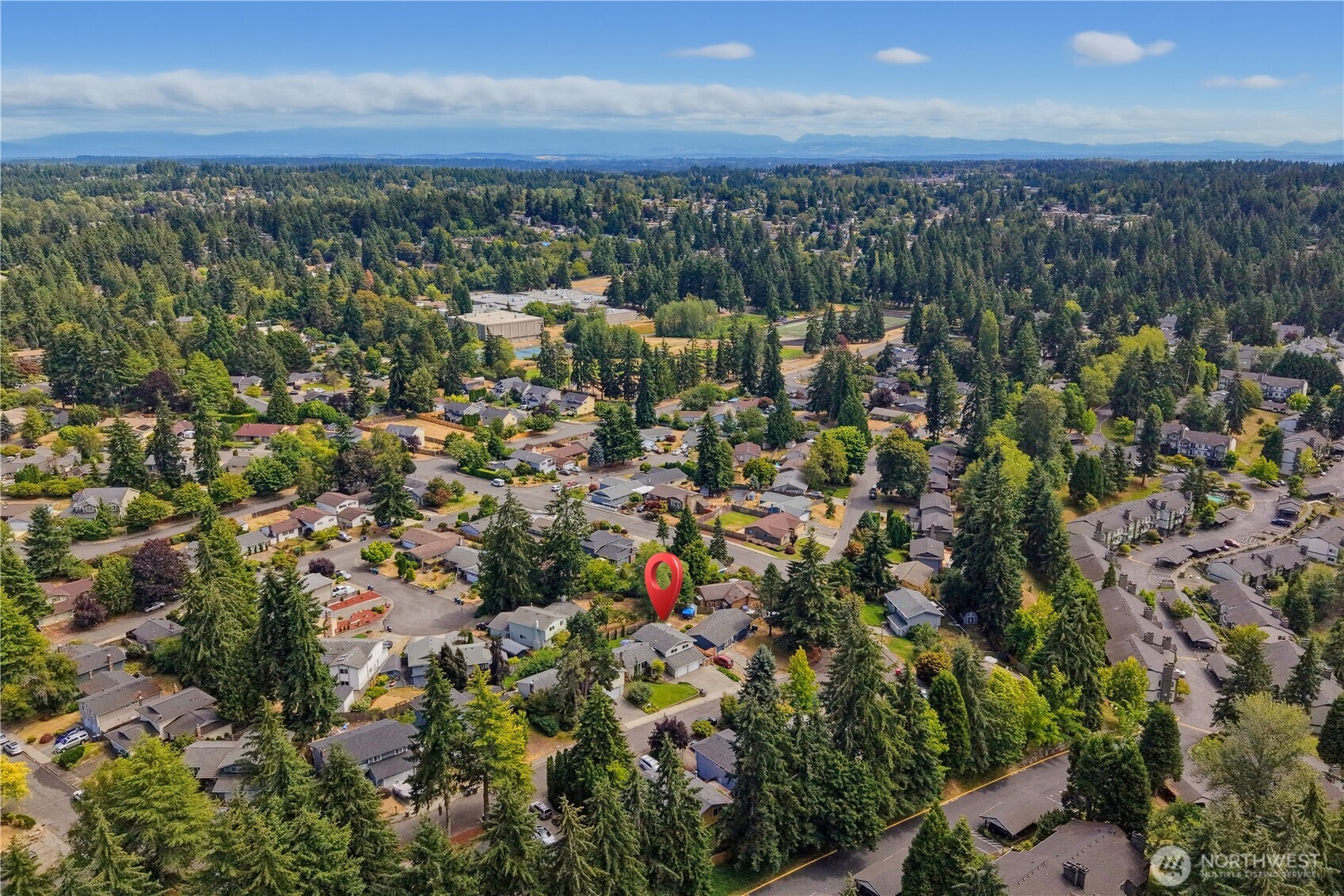 Immaculate Tri-Level Home in Twin Lakes
